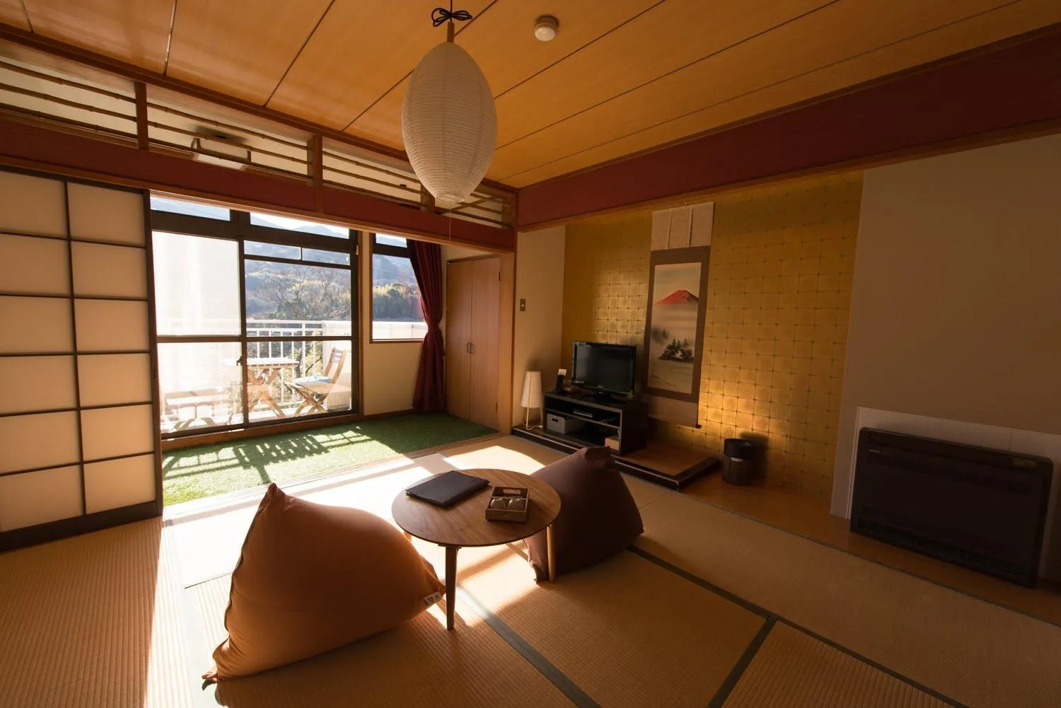 Photo of the whole room in The Ryokan Tokyo YUGAWARA