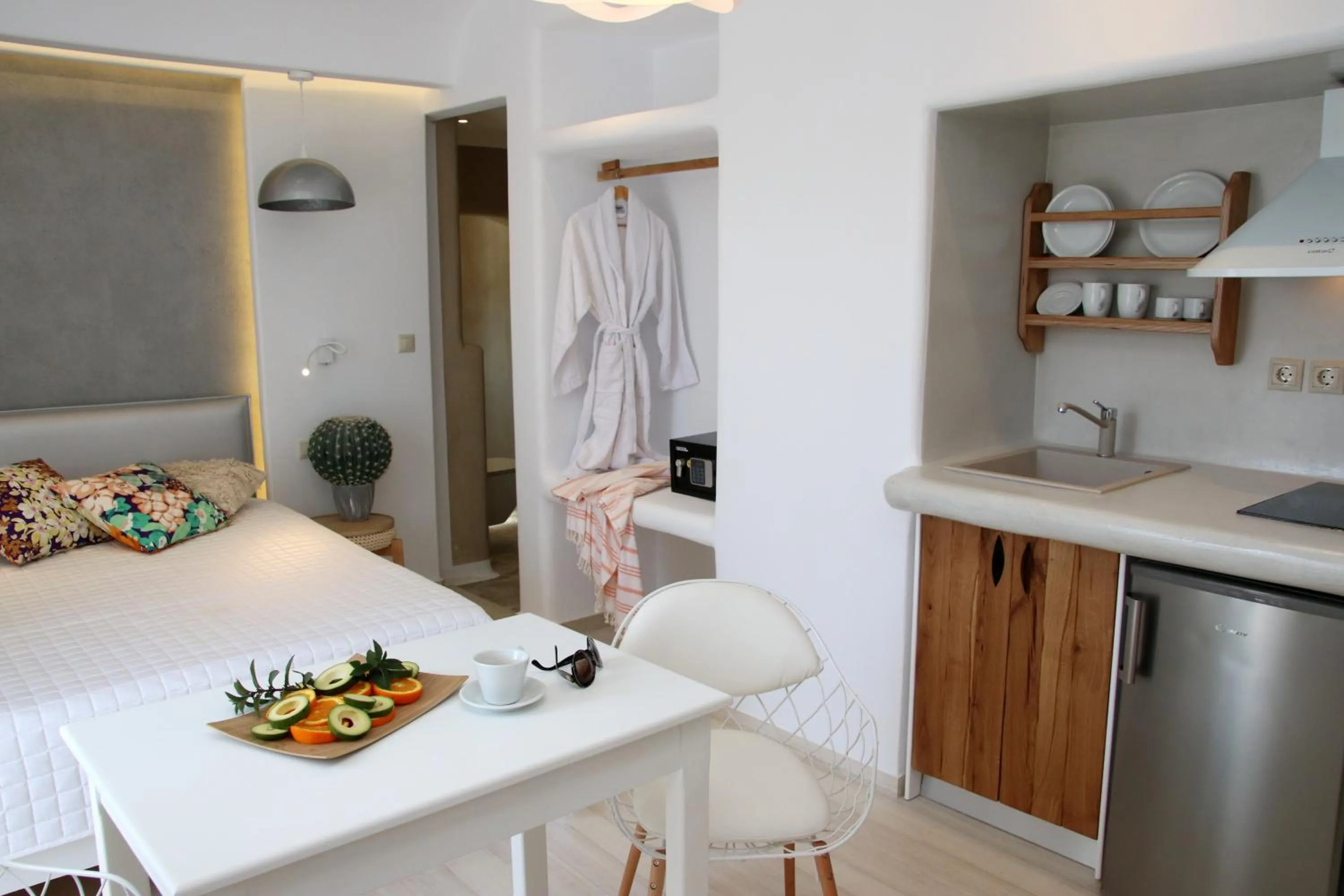 Area and facilities in Spiros