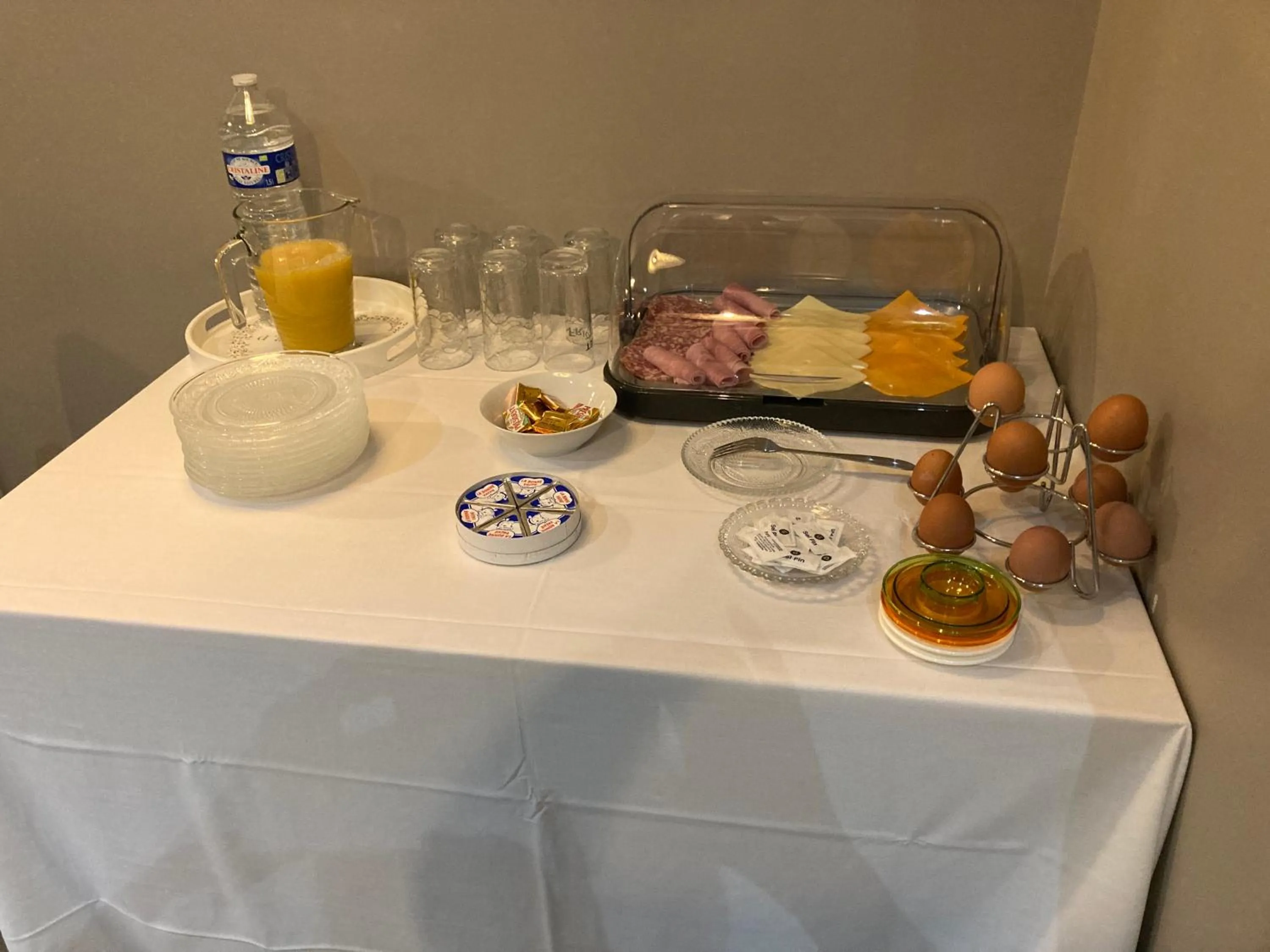 Breakfast in Hôtel Le Saint Patrice