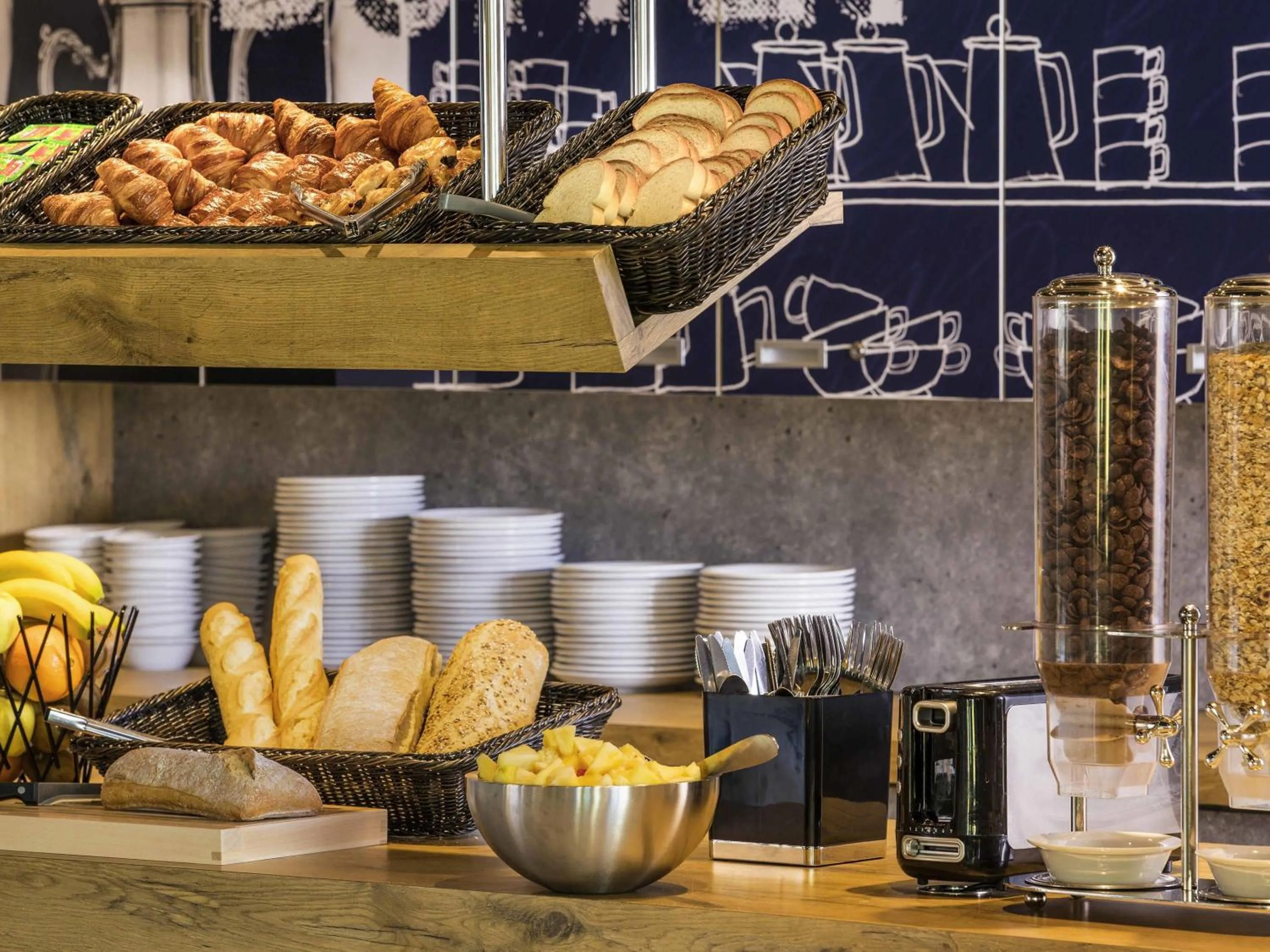 Property building in ibis budget Saint Quentin Yvelines - Vélodrome