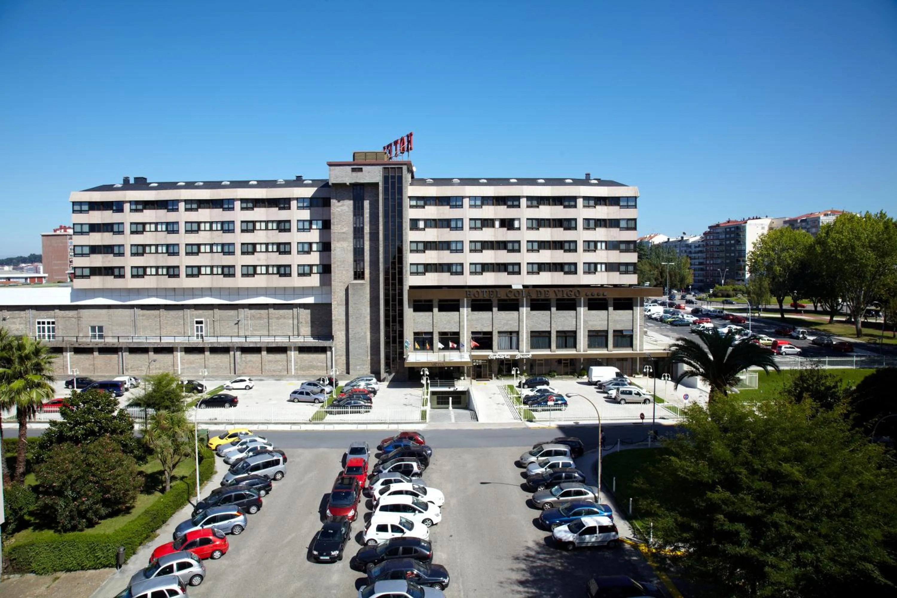 Facade/entrance in Hotel Coia de Vigo