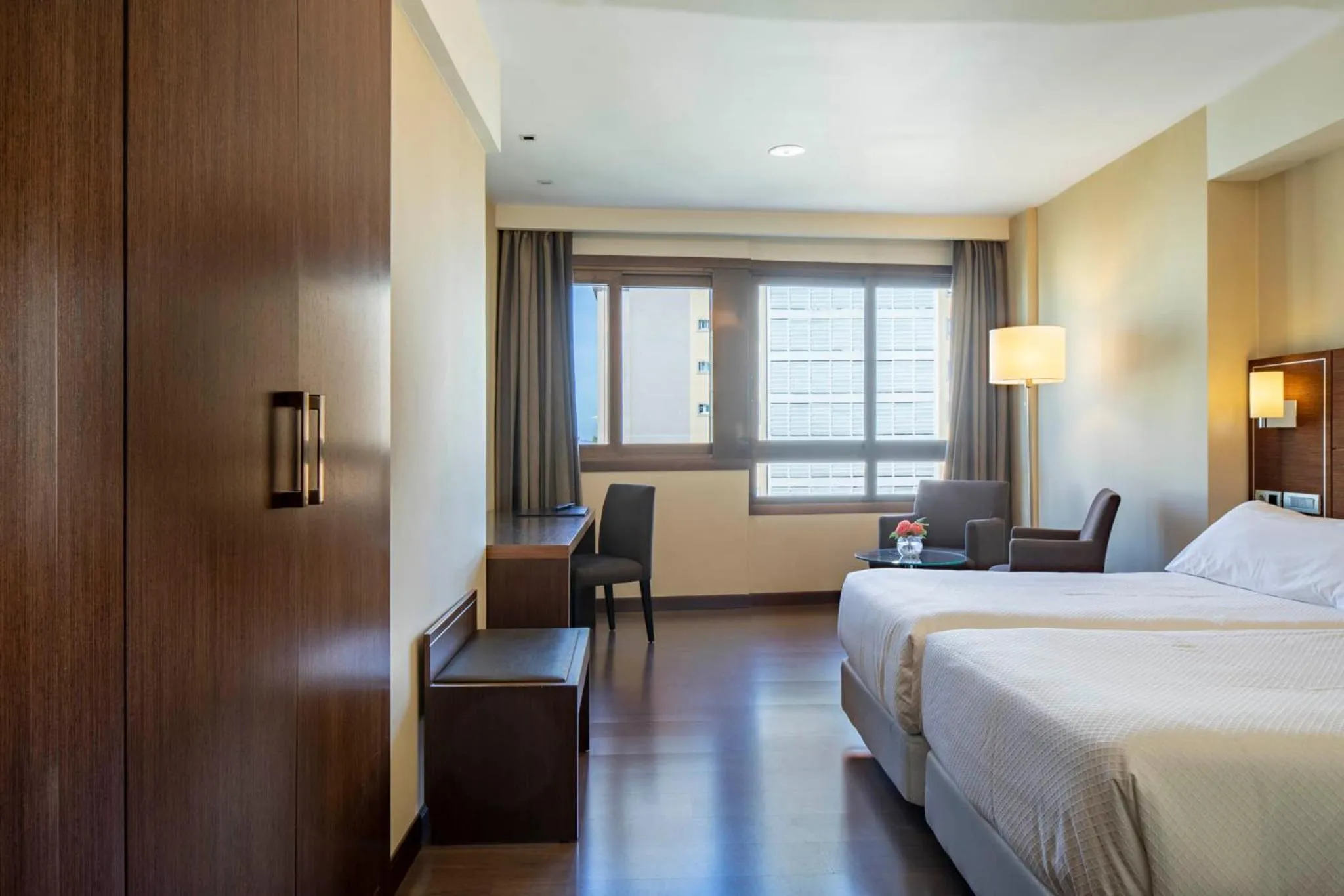 Facade/entrance, Bed in Hotel Coia de Vigo