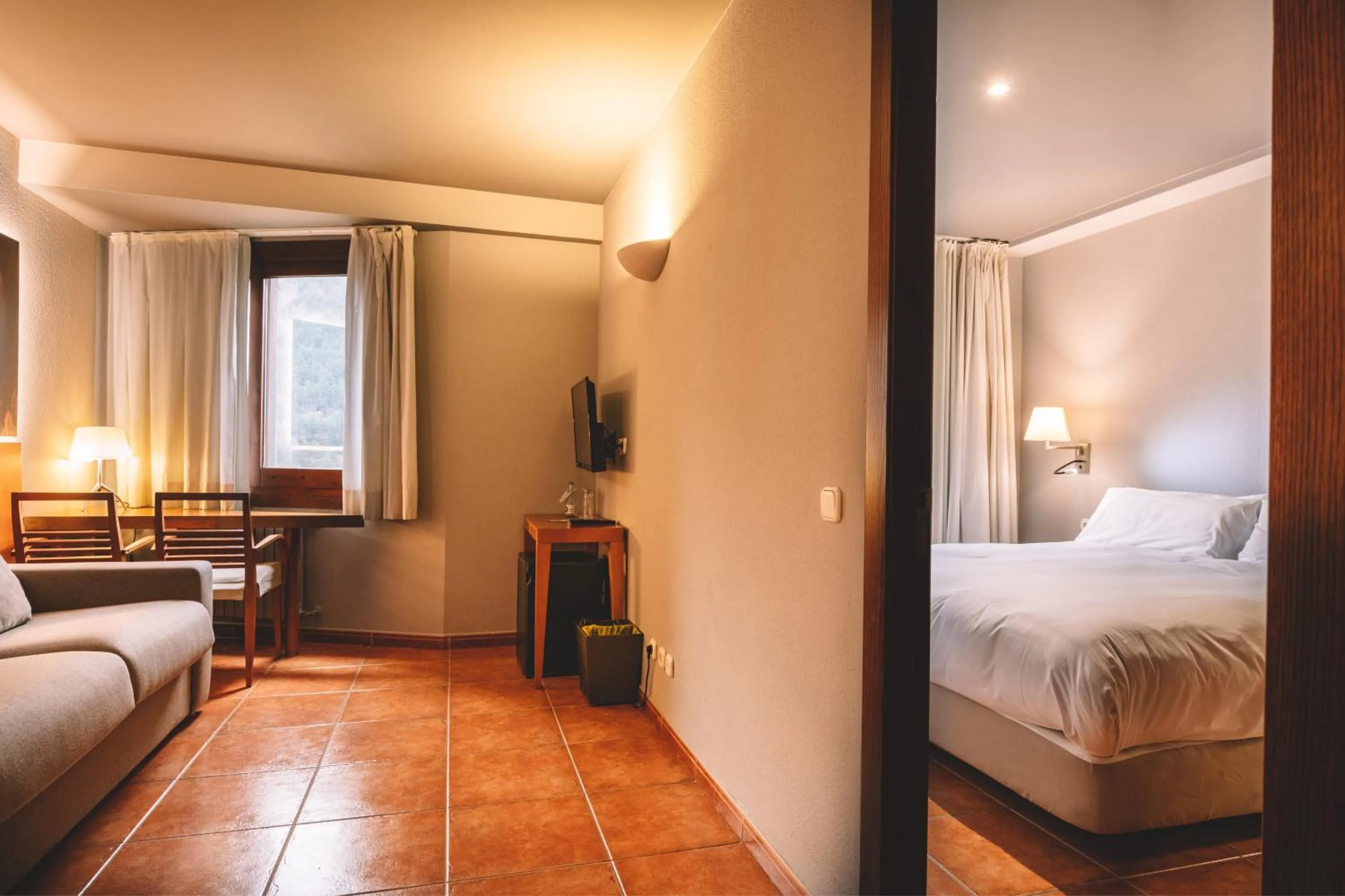 Living room, Bed in Abba Xalet Suites Hotel