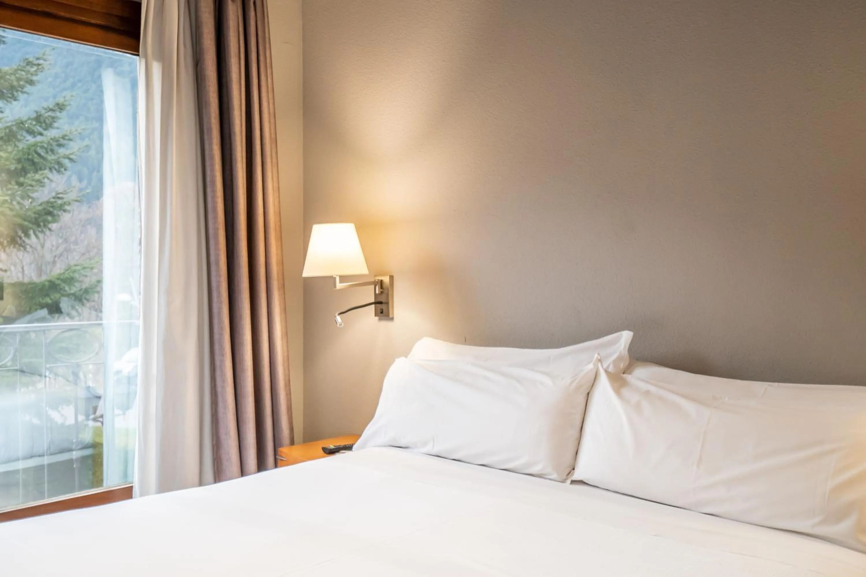 Bedroom, Bed in Abba Xalet Suites Hotel