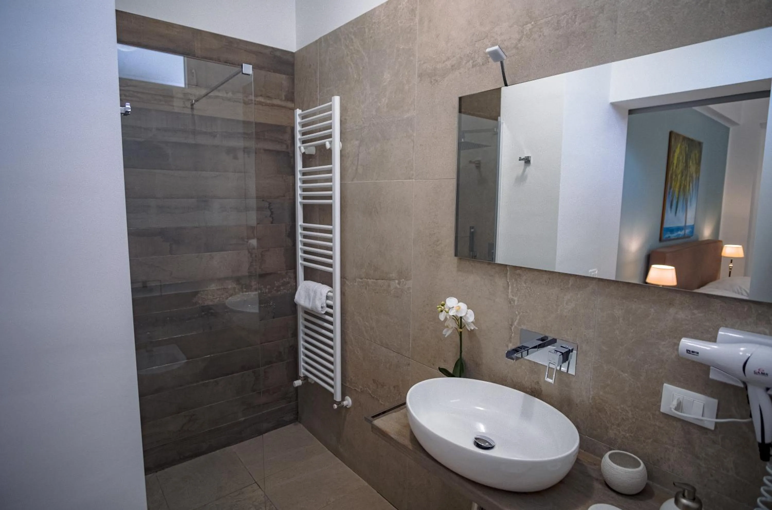 Bathroom in Le Muse Mondello