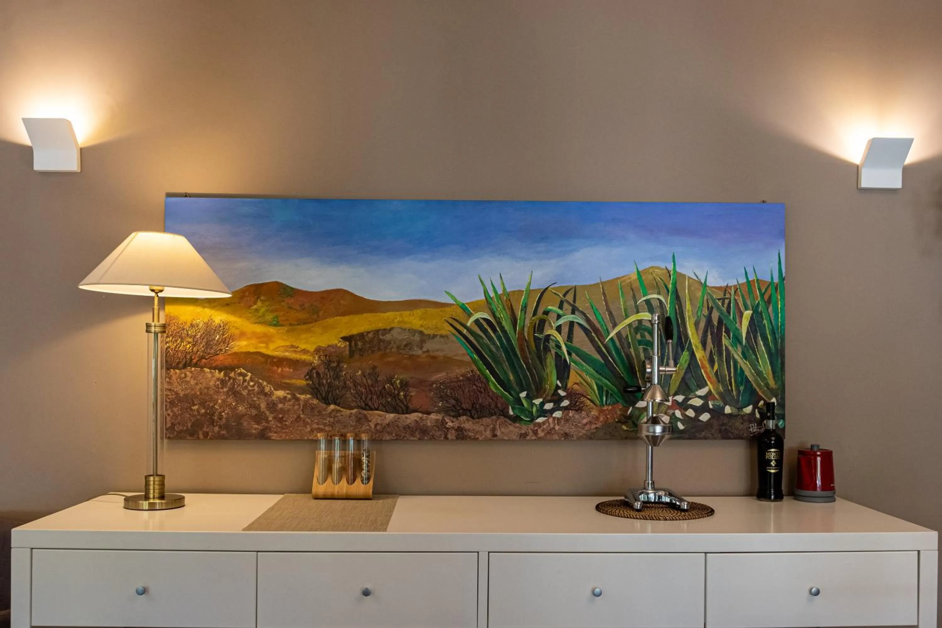 Communal lounge/ TV room in Le Muse Mondello