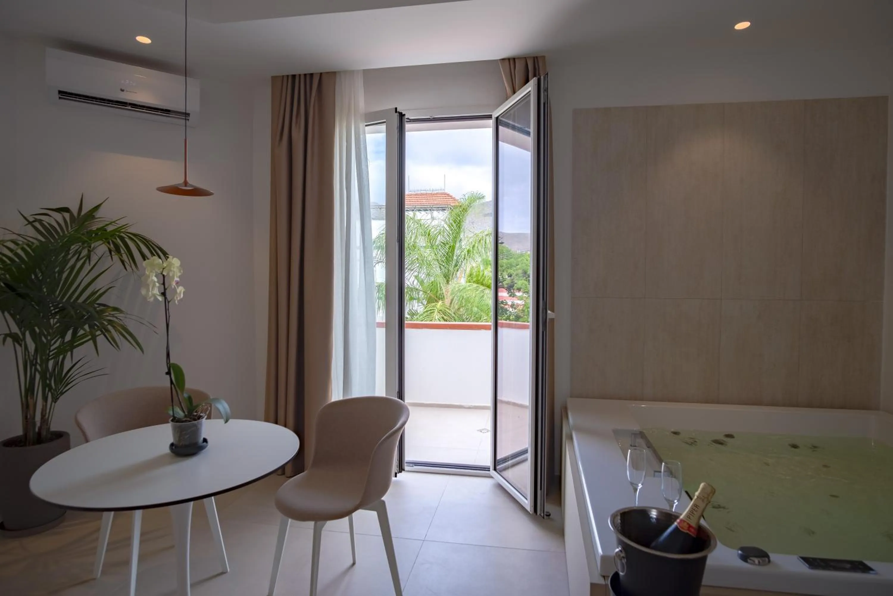 Natural landscape in Le Muse Mondello