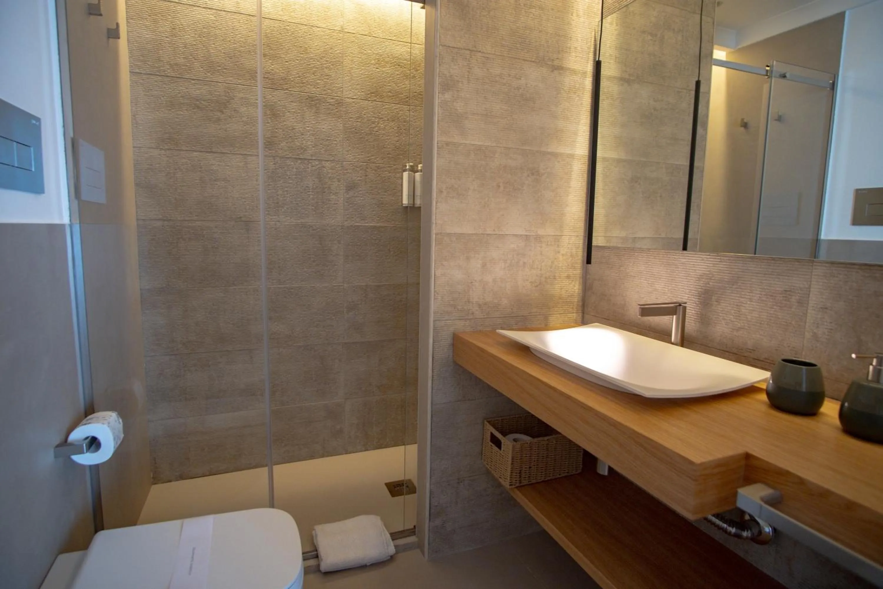 Shower in Le Muse Mondello