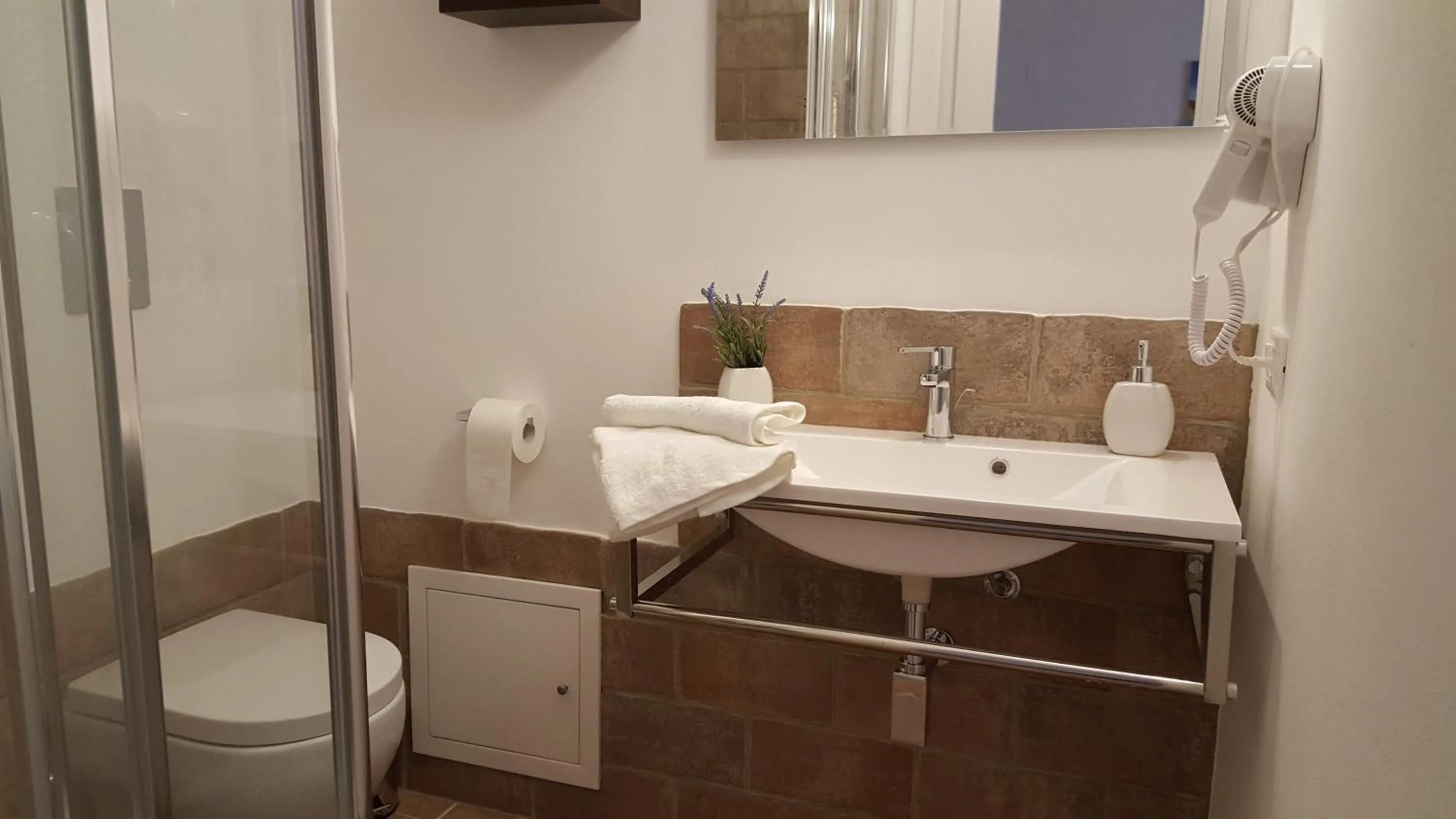 Bathroom in Le Muse Mondello