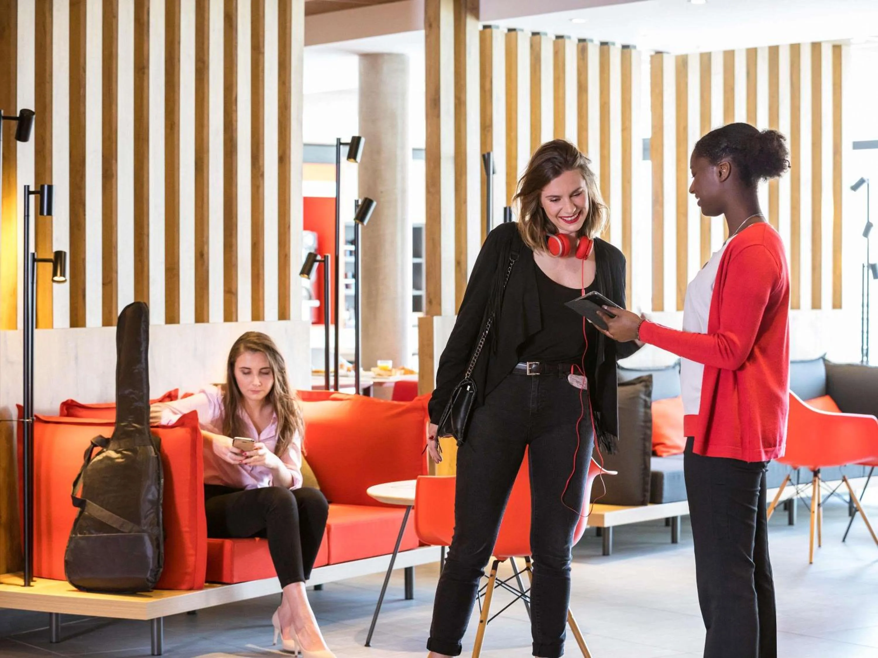 Property building in ibis Saint Quentin en Yvelines - Vélodrome