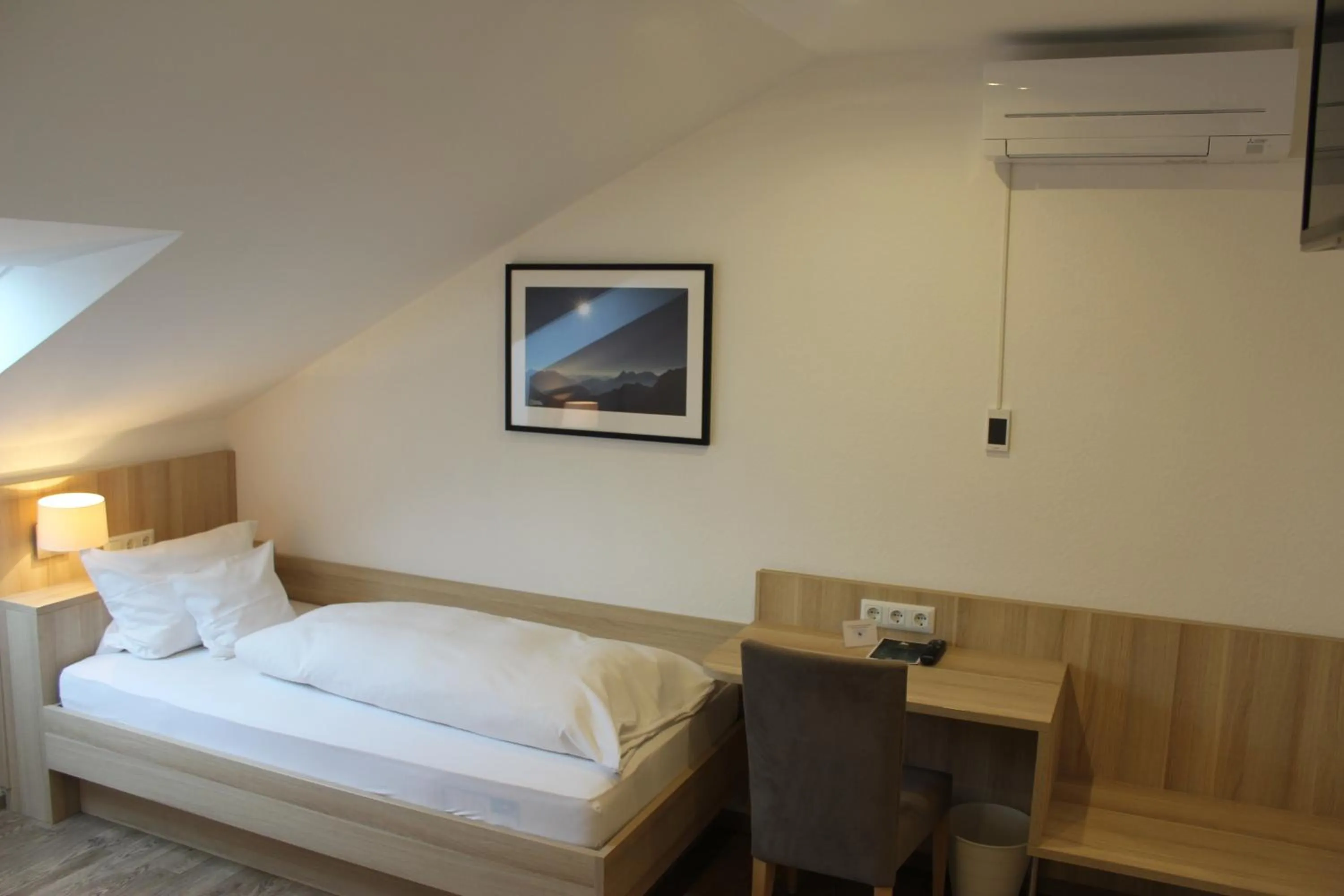 Photo of the whole room, Bed in Gasthof und Pension zum Löwen