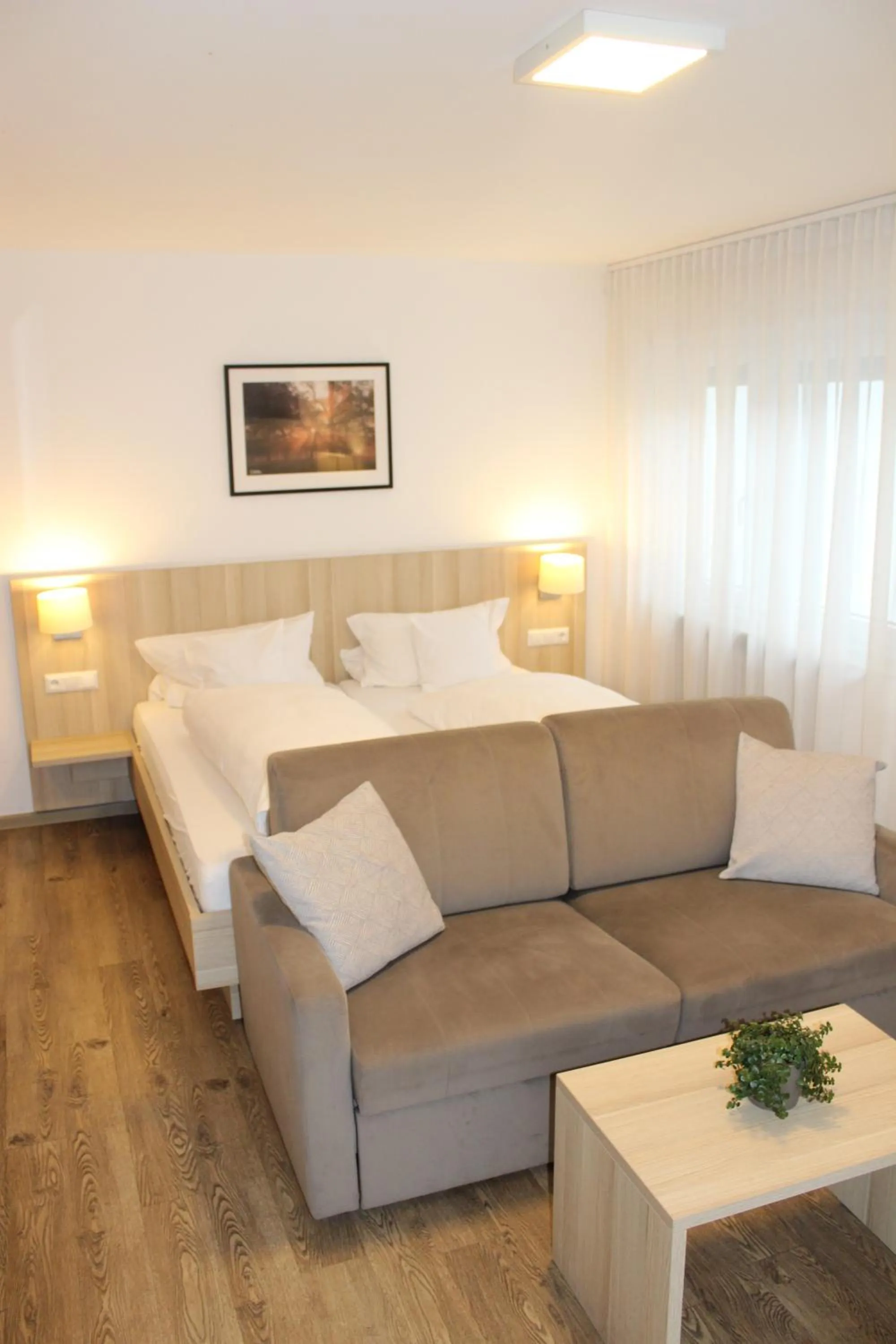 Photo of the whole room, Bed in Gasthof und Pension zum Löwen