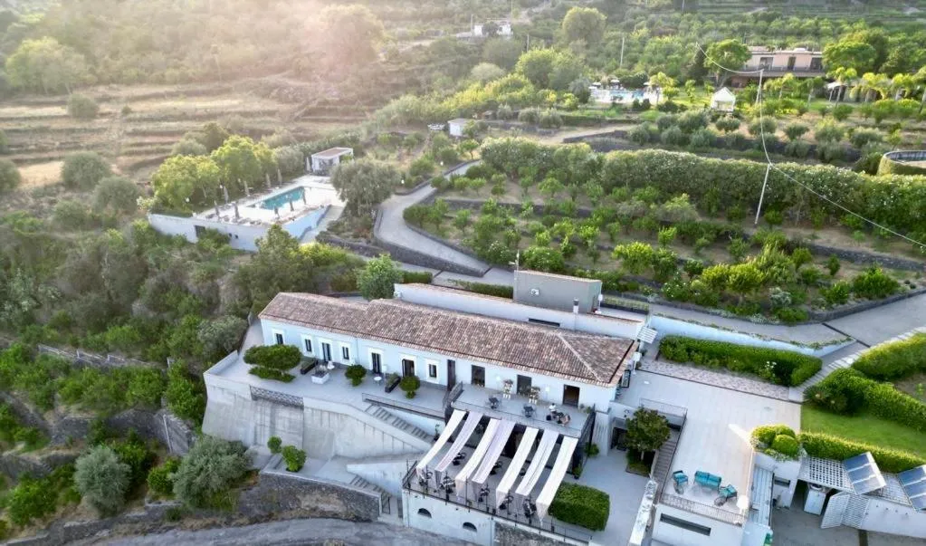 Talè Restaurant & Suite