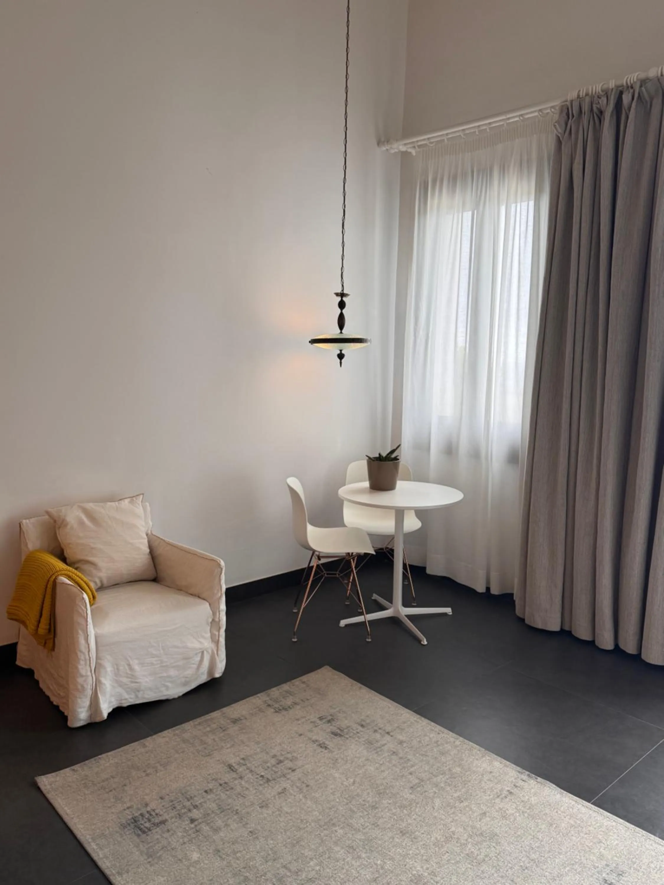 Talè Restaurant & Suite