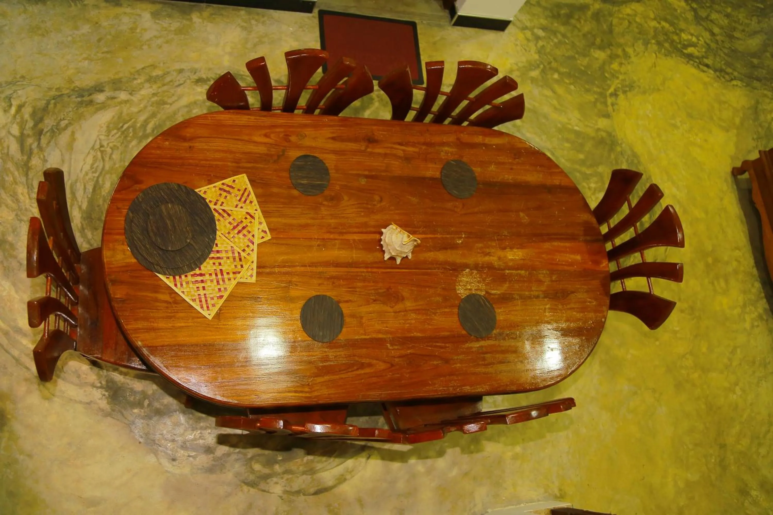 Communal lounge/ TV room in Eagle Homestay