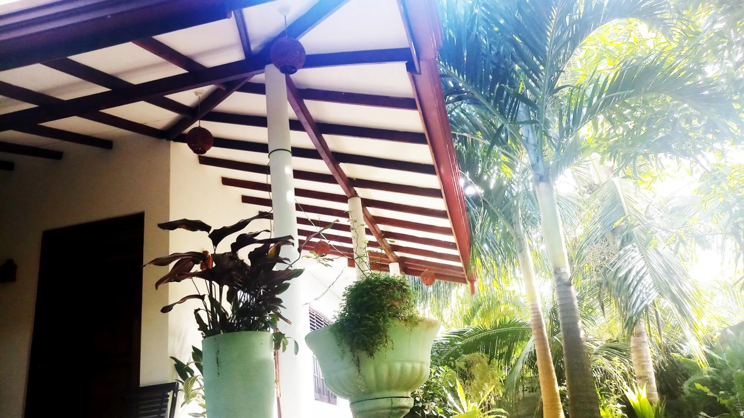 Facade/entrance in Eagle Homestay