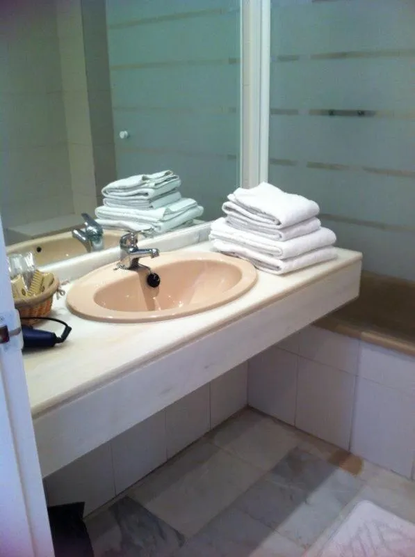 Bathroom in Pueblo Evita Hill