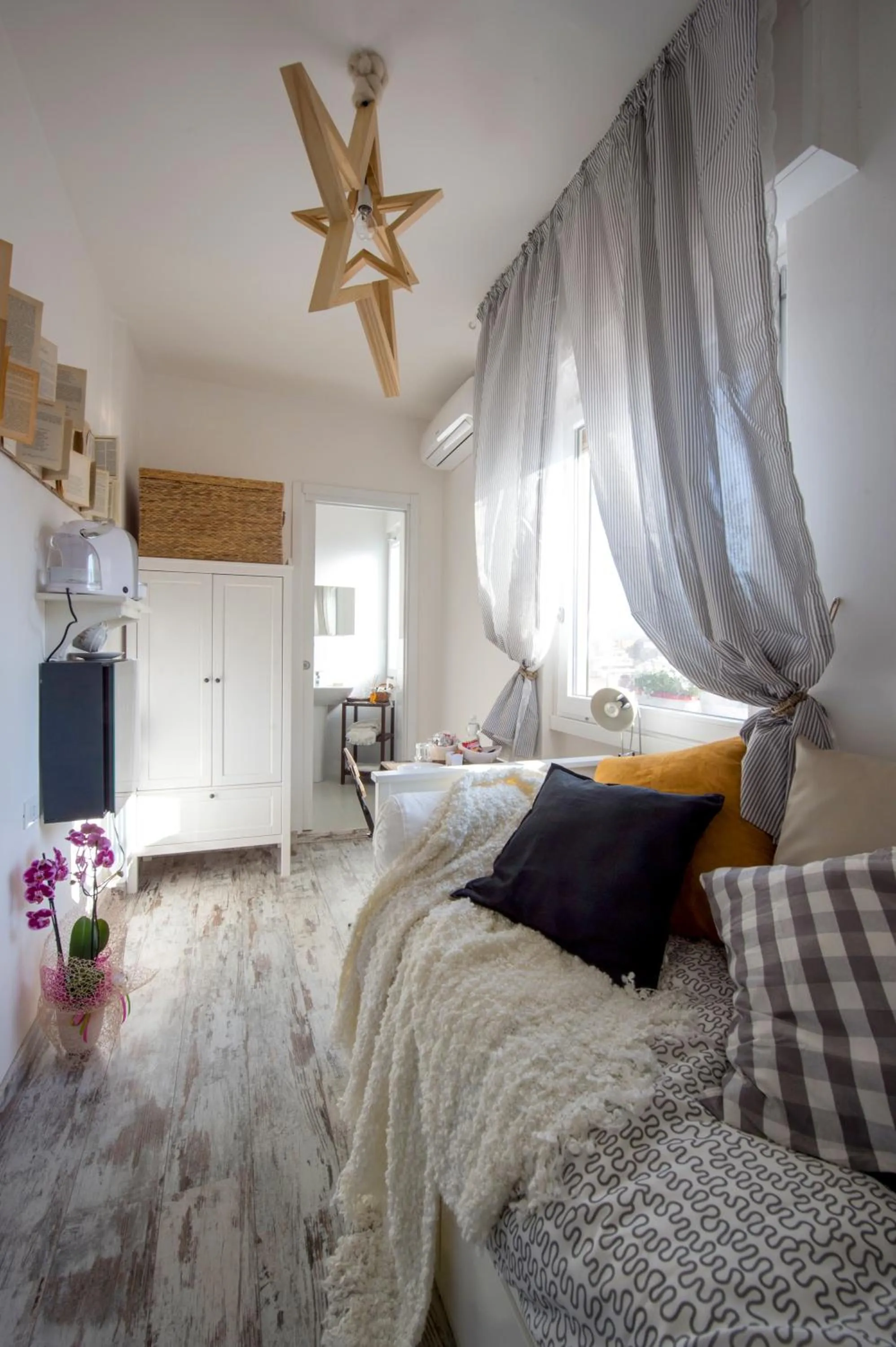 Bed in Letto e Latte Roma Guest House