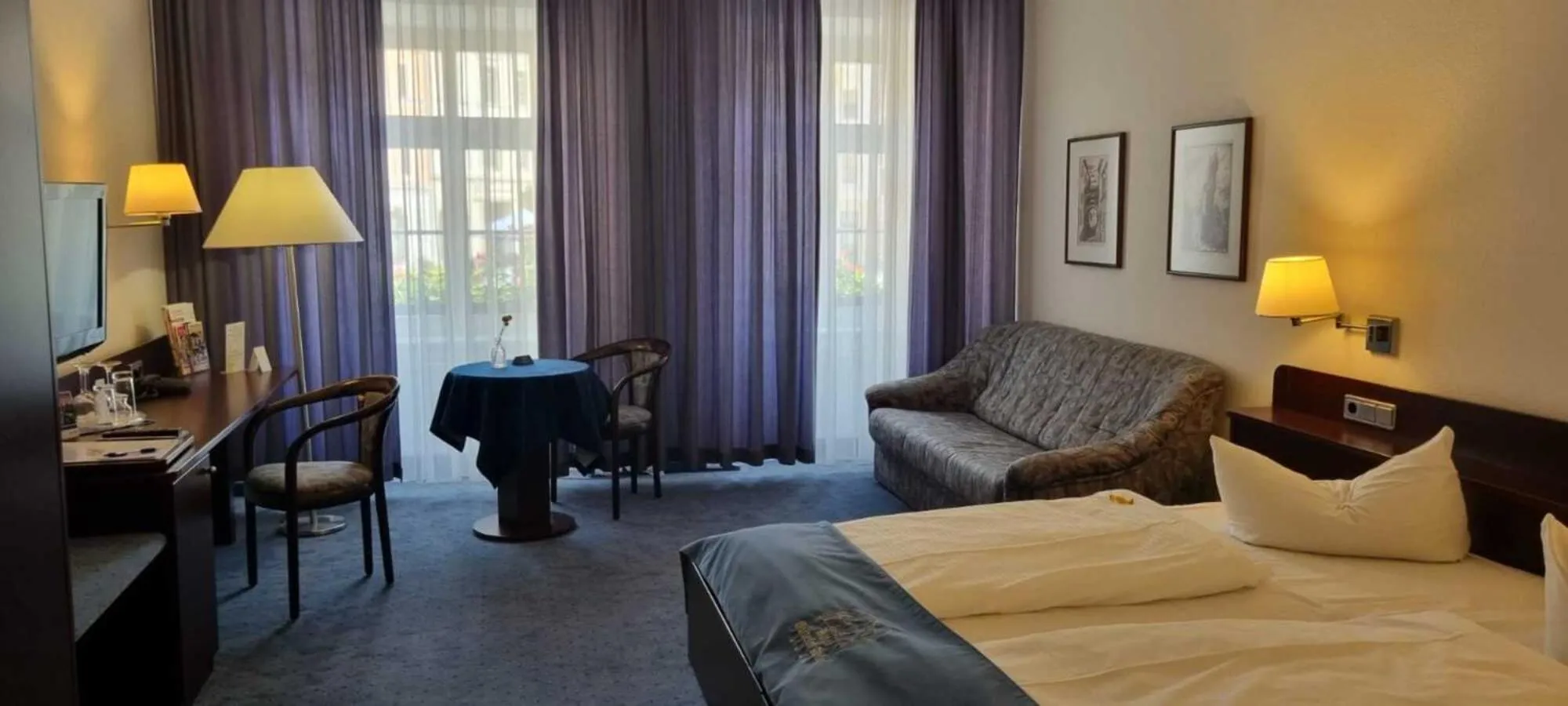 Bed in Hotel Goldener Adler