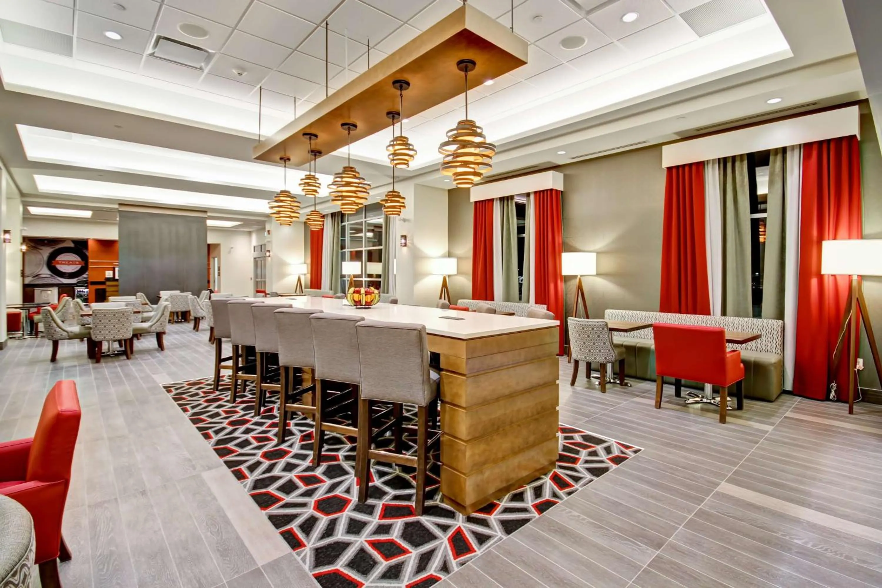 Lobby or reception in Hampton Inn & Suites - Medicine Hat