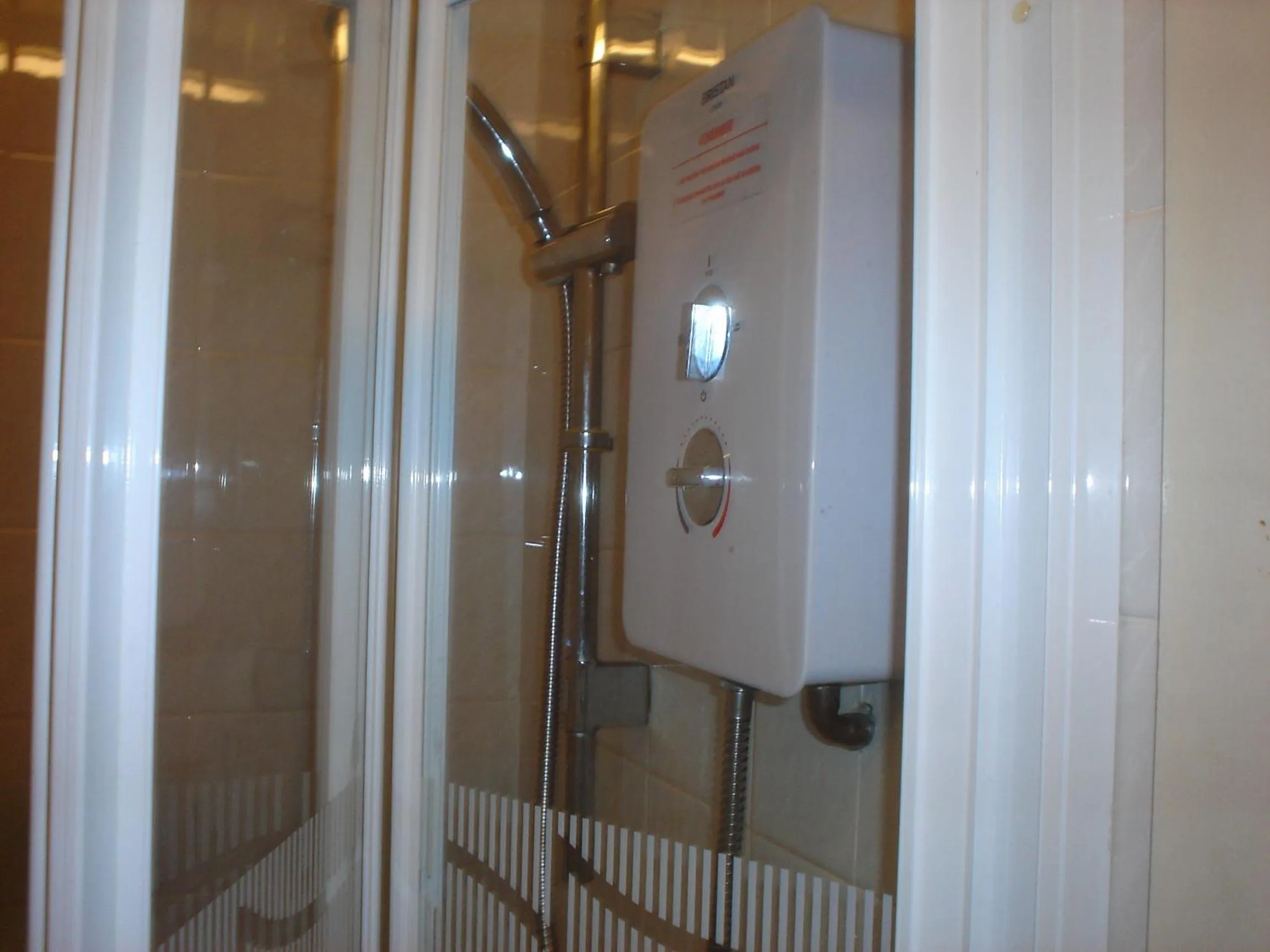 Shower in The Franklyn Hotel B&B