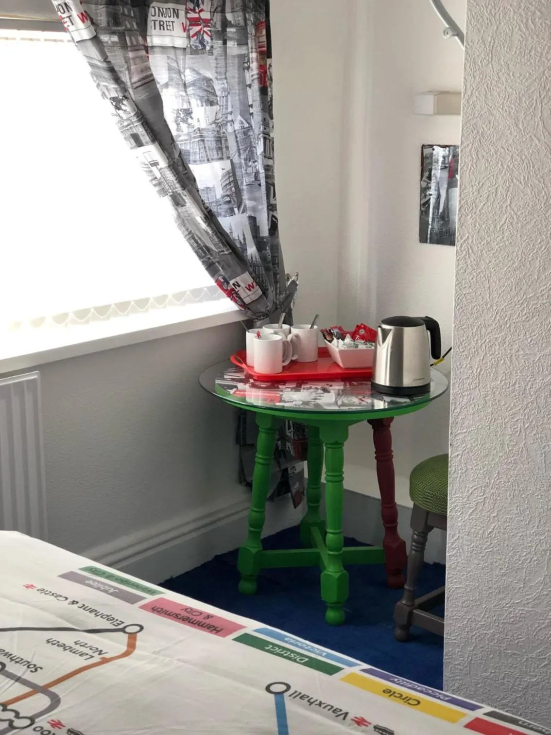 Coffee/tea facilities in The Franklyn Hotel B&B