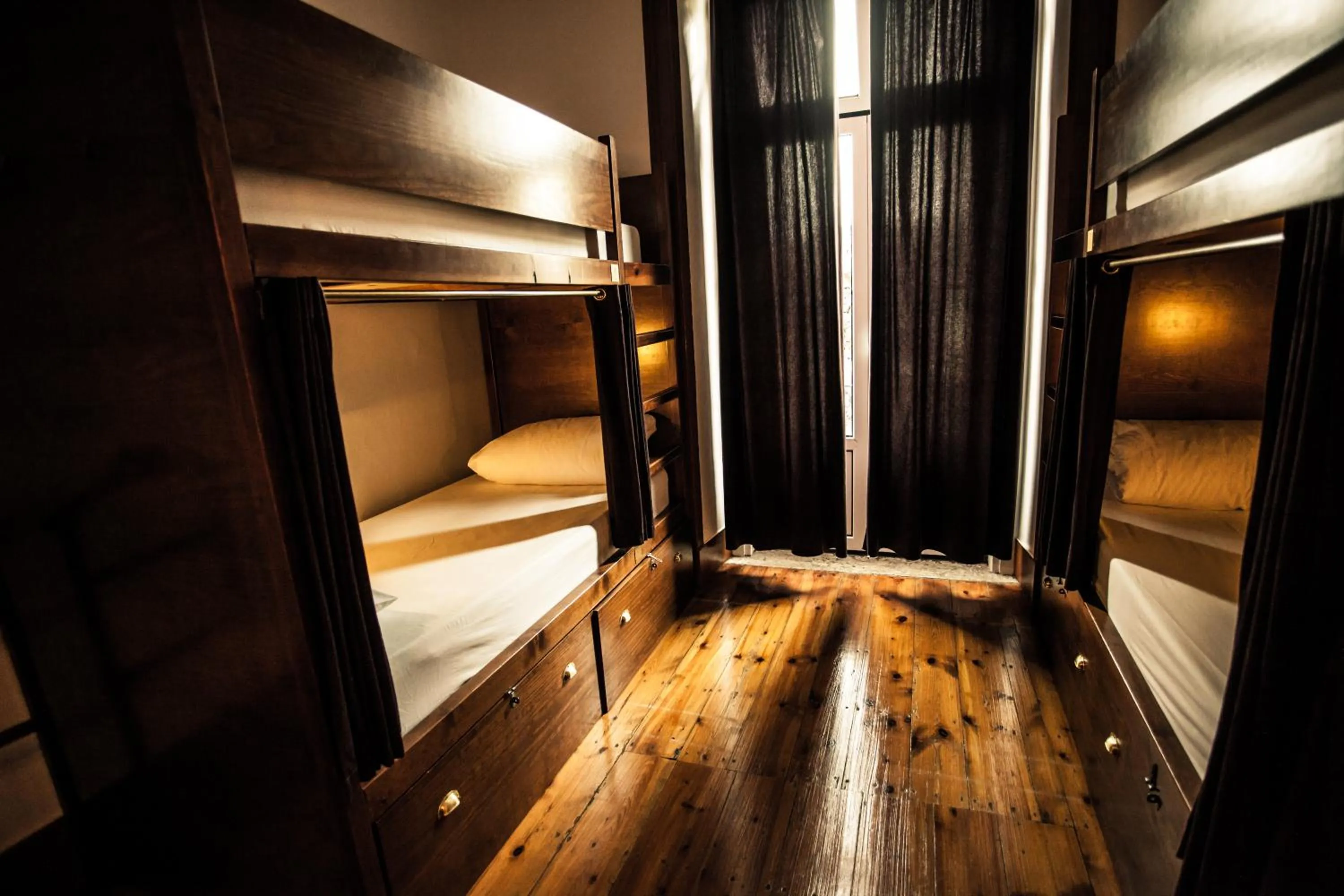 Bedroom, Bed in Home Lisbon Hostel