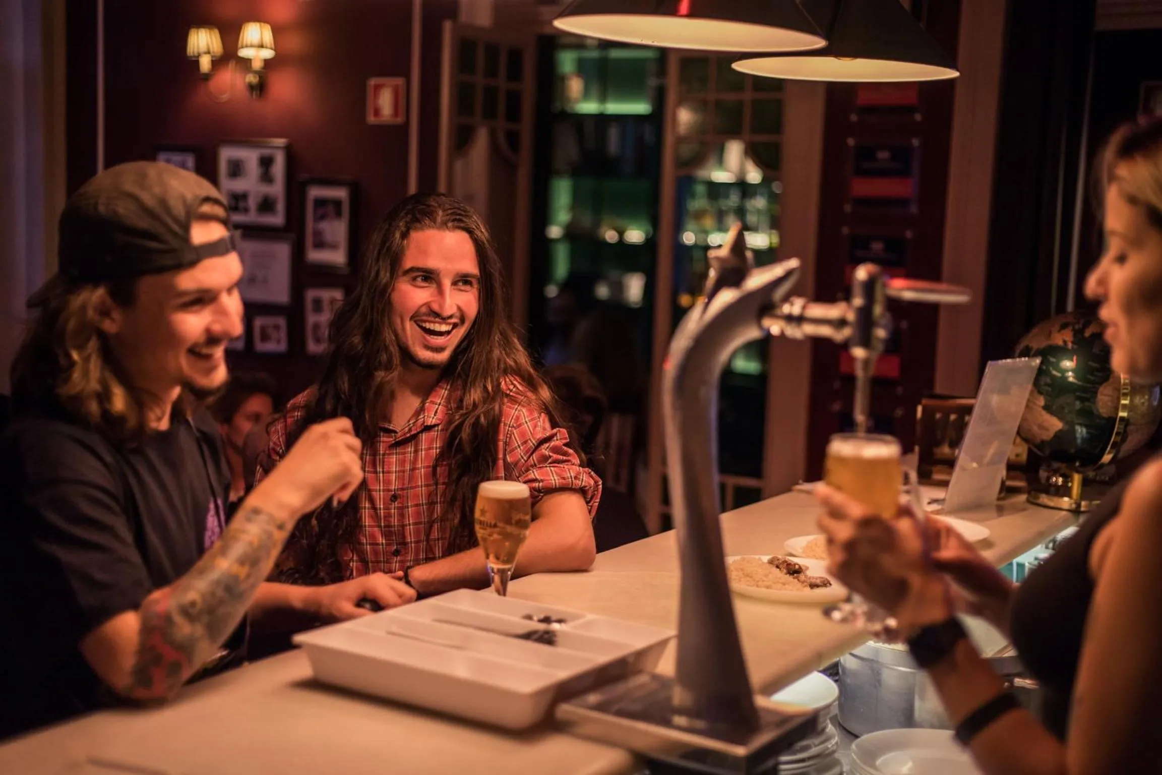 Lounge or bar in Home Lisbon Hostel