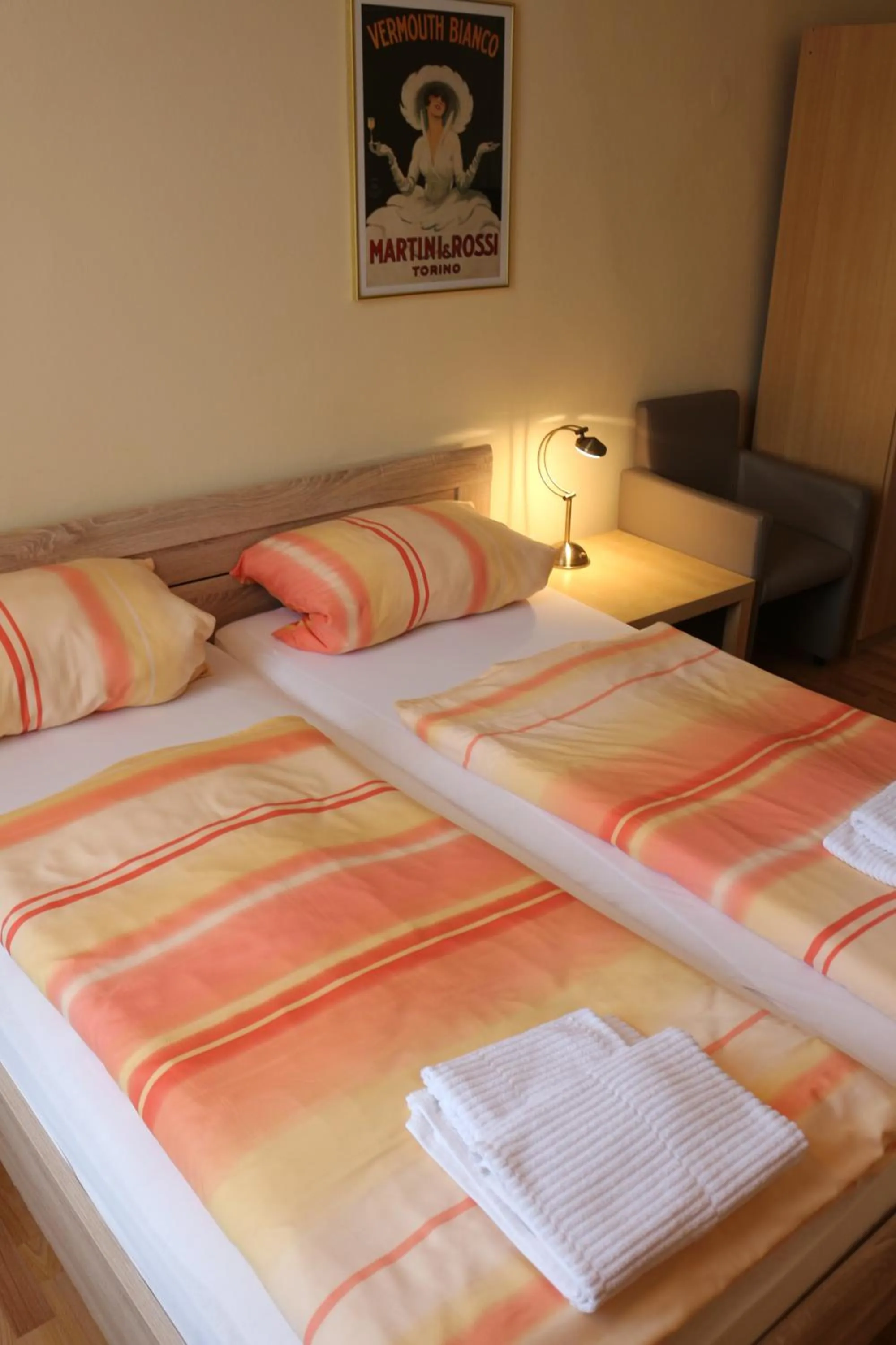 Photo of the whole room, Bed in Landgasthof Schönecke