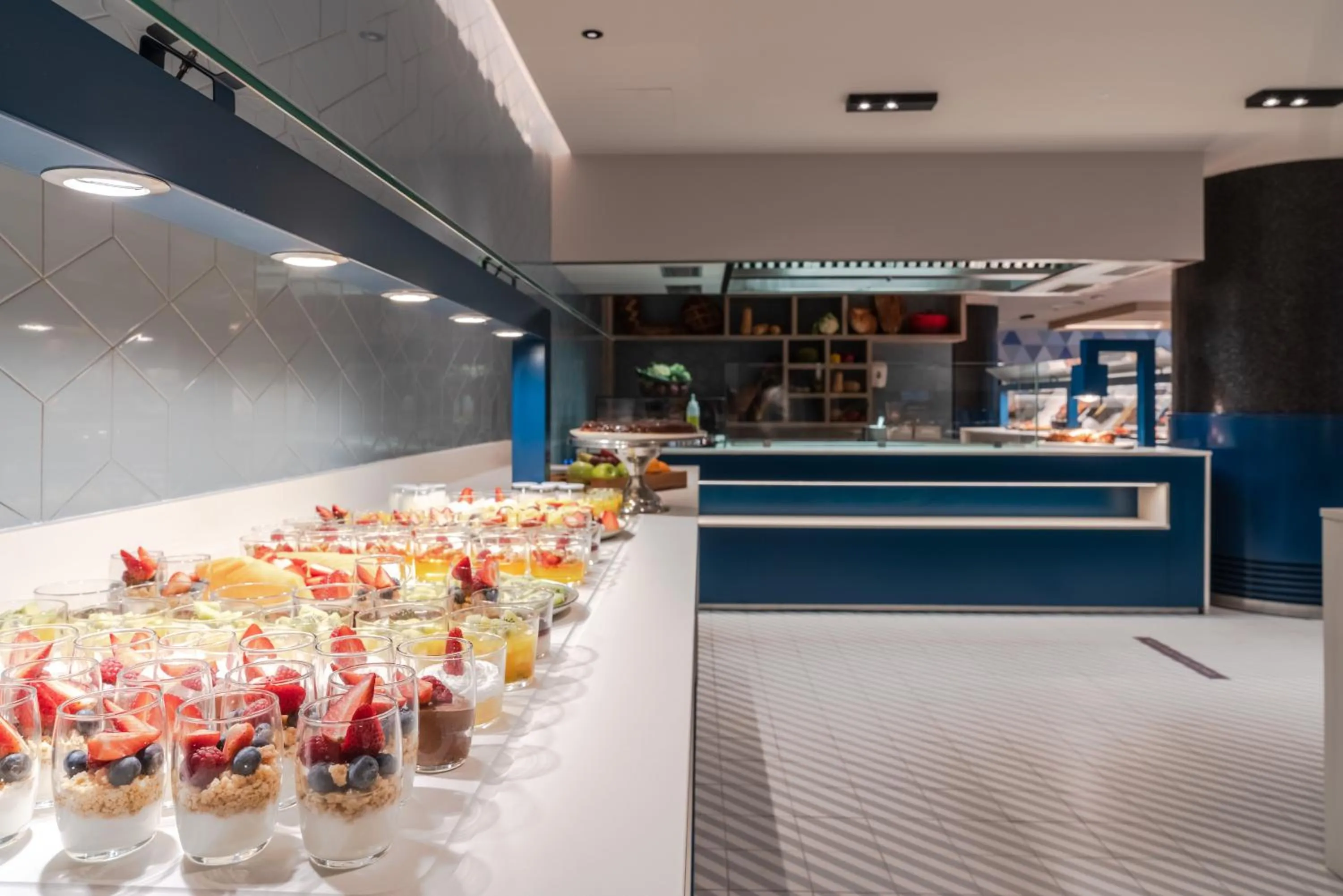 Restaurant/places to eat in Suites Plaza Hotel & Wellness