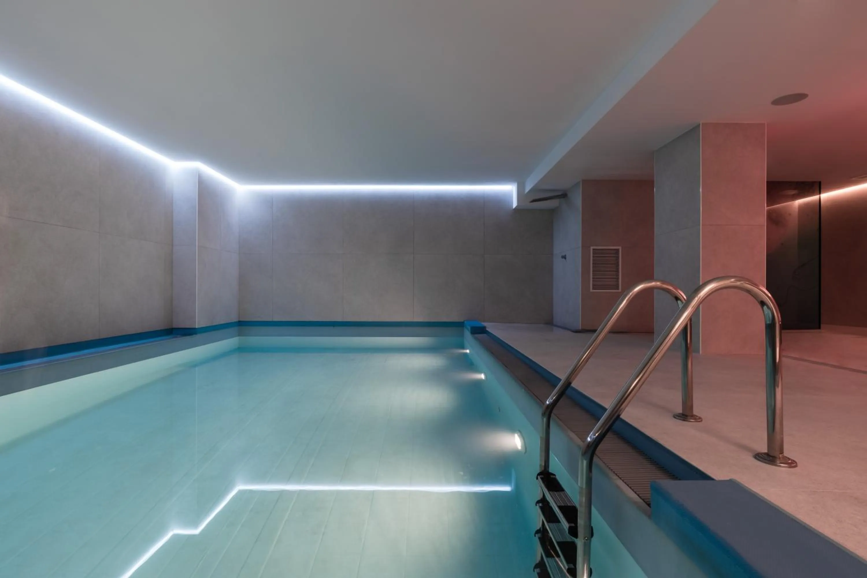 Spa and wellness centre/facilities in Suites Plaza Hotel & Wellness