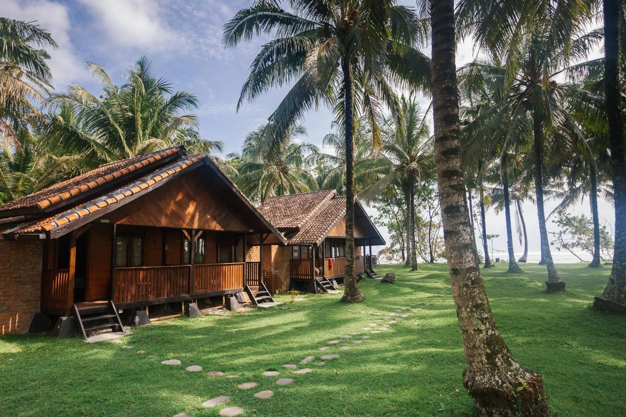Property building in Sumatra Surf Resort