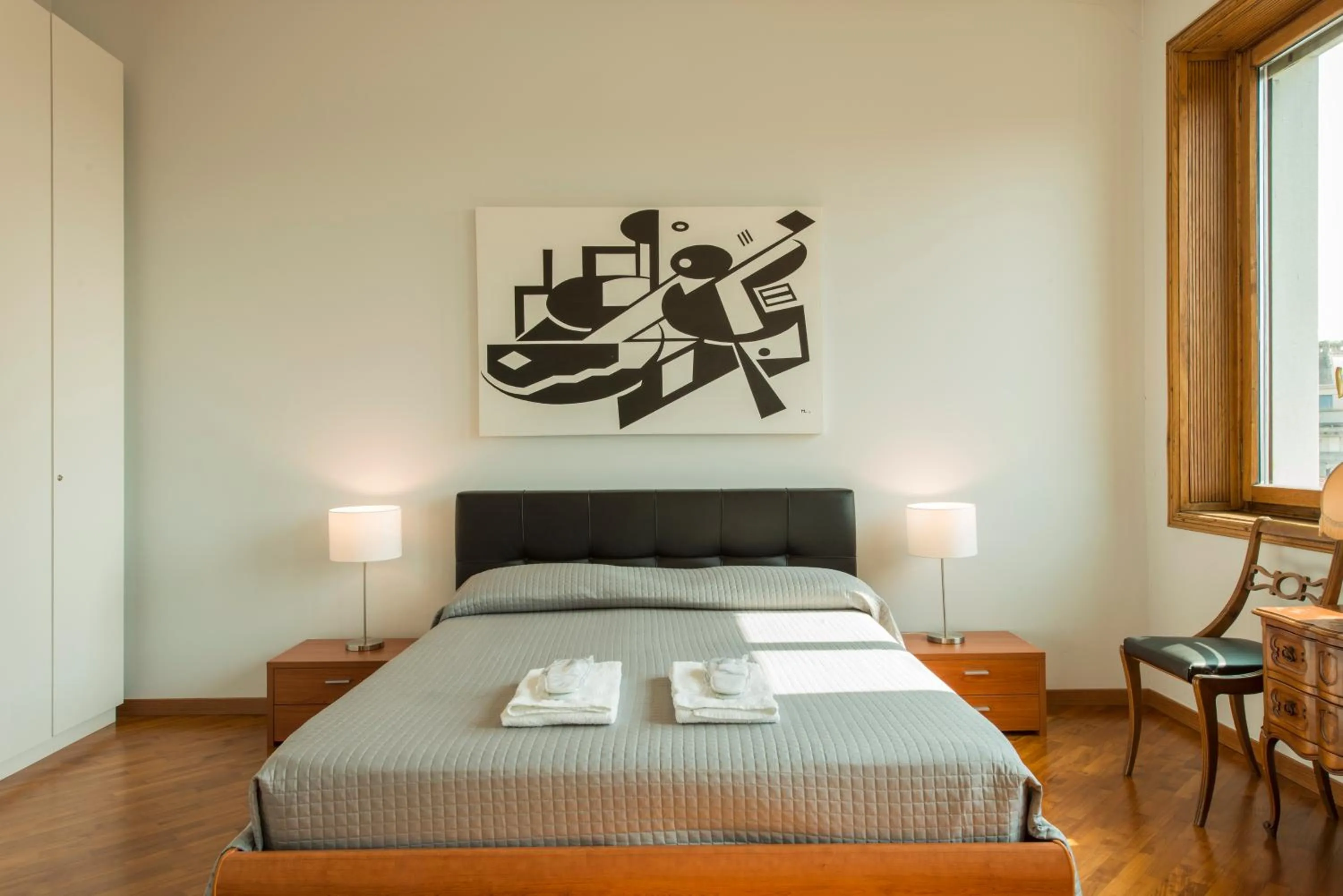 Bedroom, Bed in BnButler - Duomo Apartment - Galleria Unione
