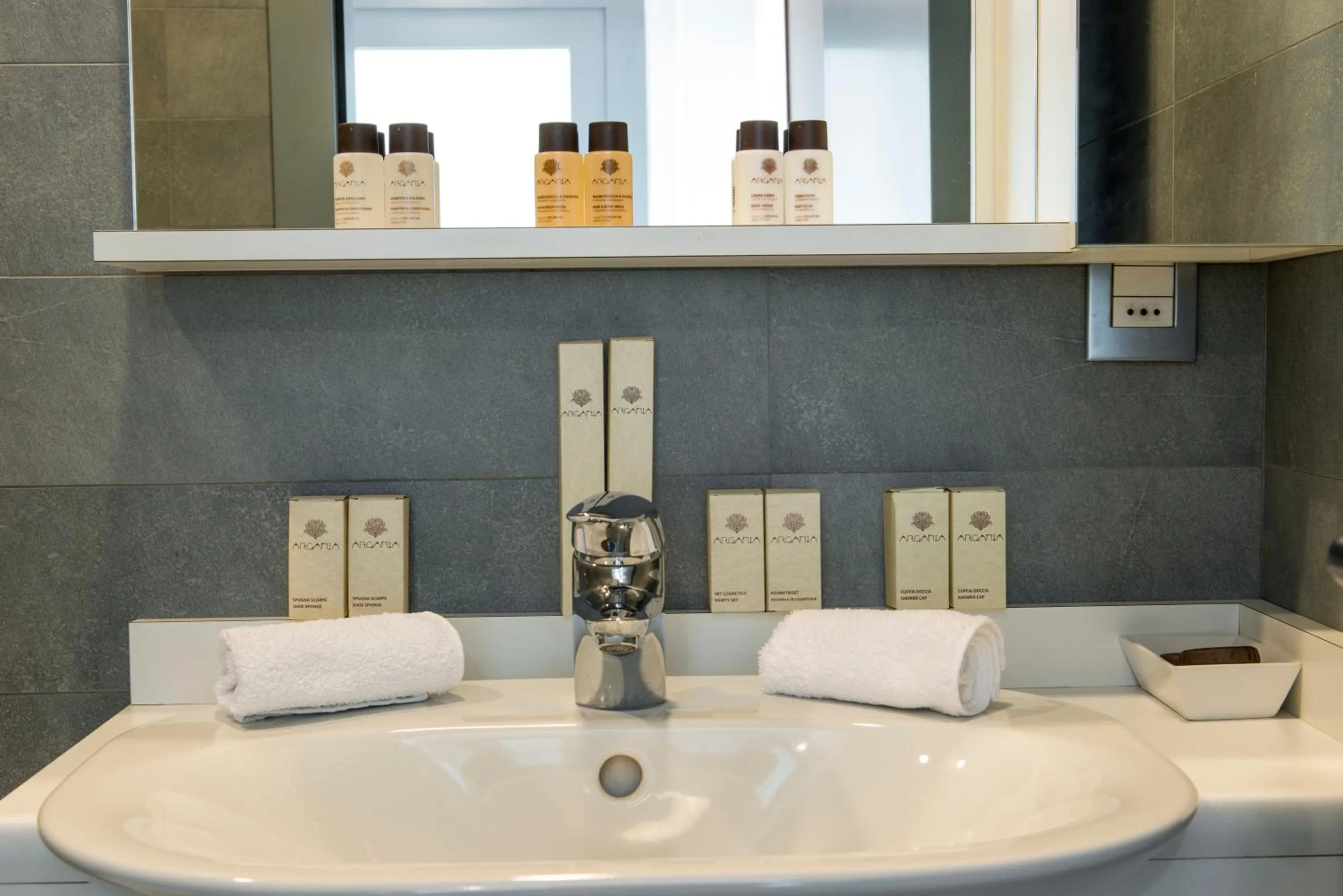 Toilet in BnButler - Duomo Apartment - Galleria Unione