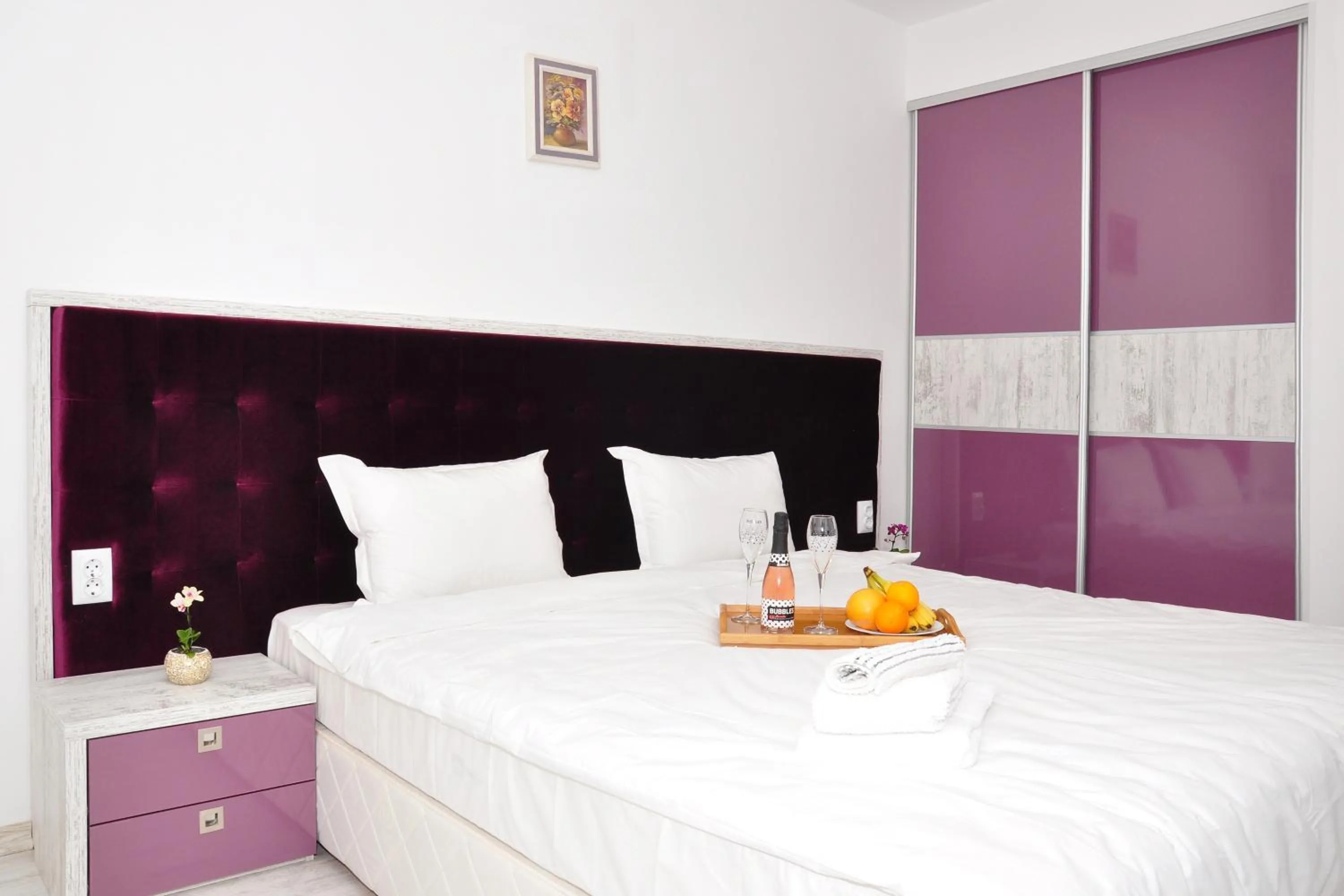 Bed in Lombardi Family Hotel