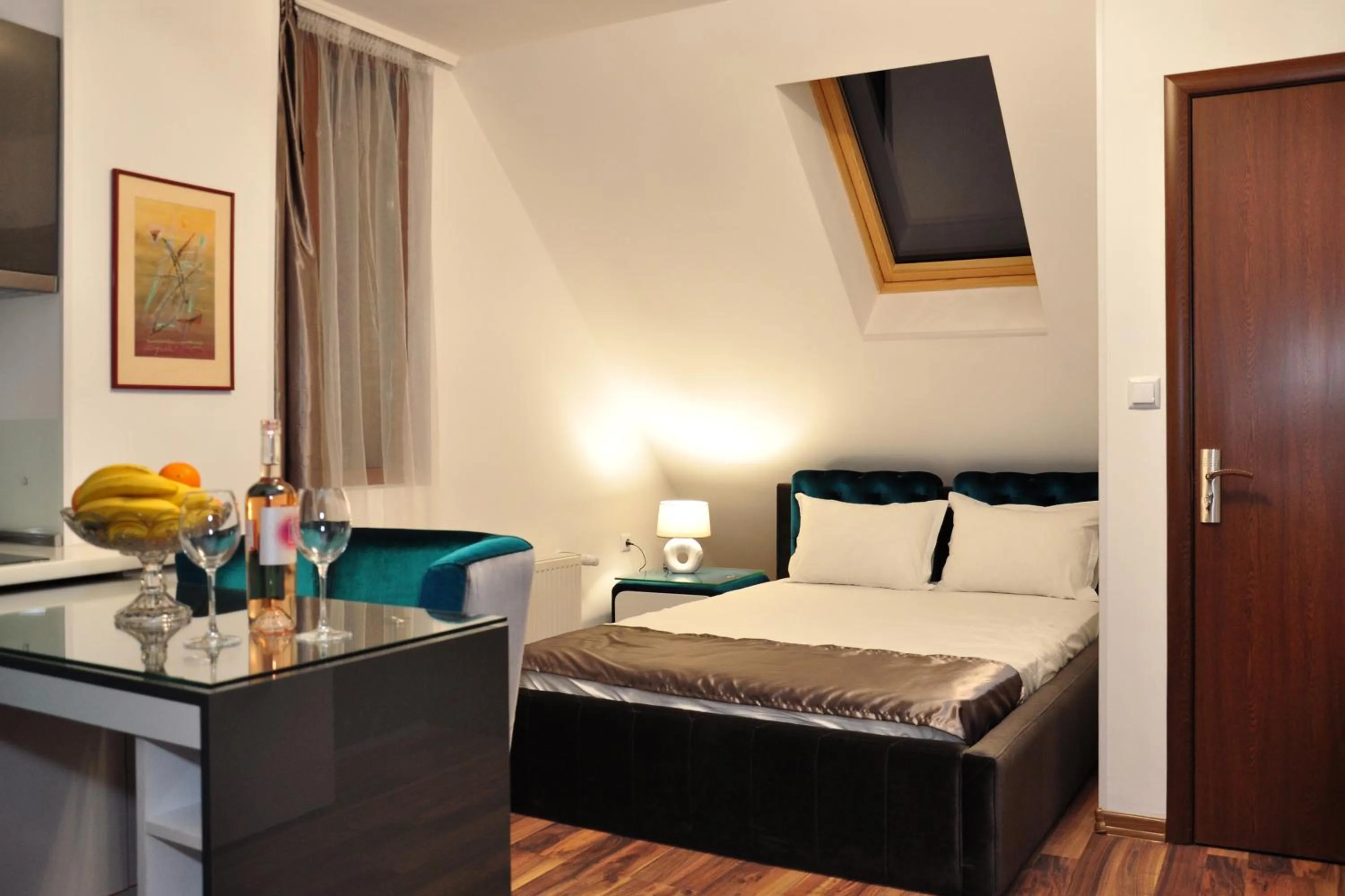 Bed in Lombardi Family Hotel