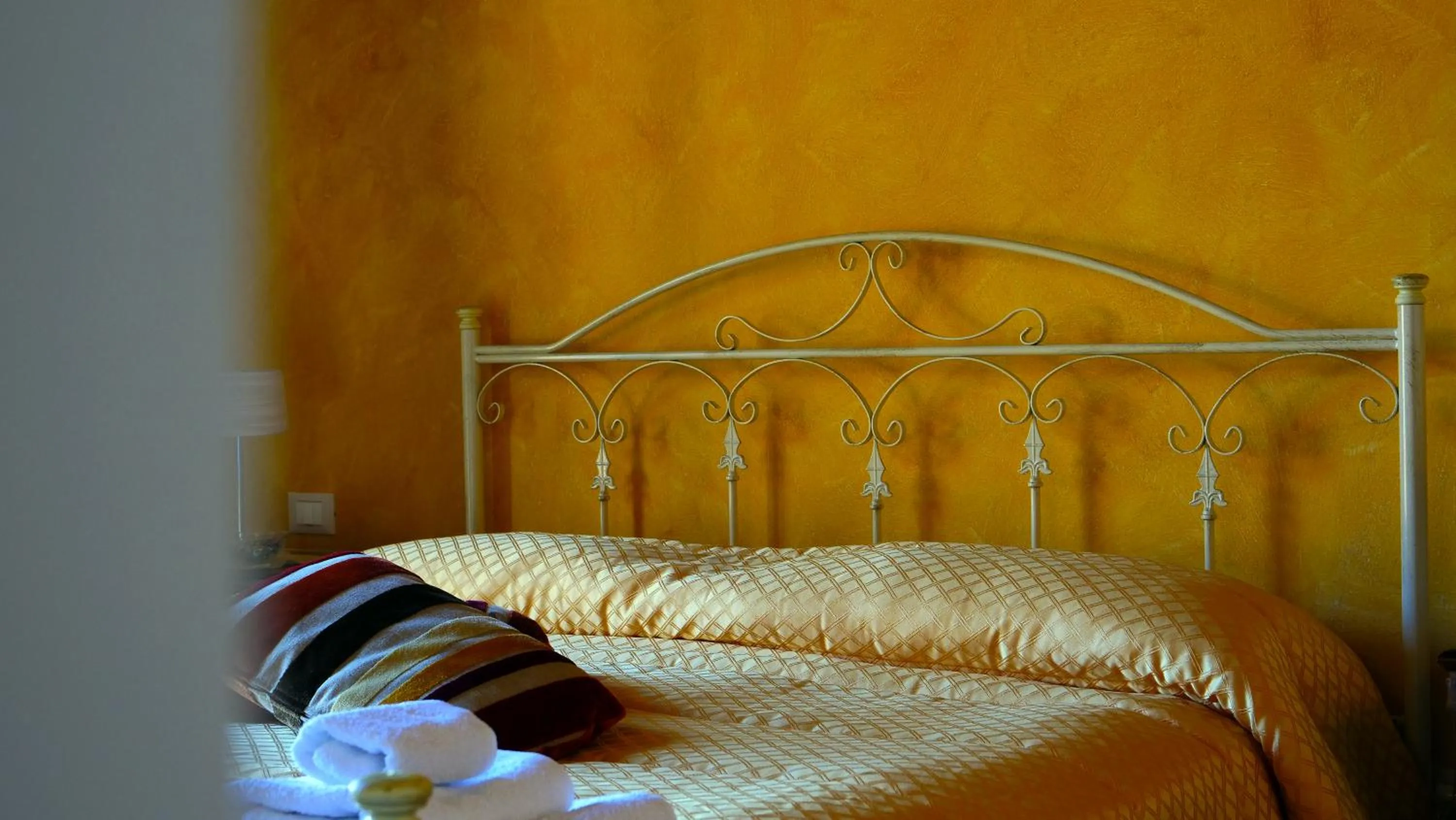 Bedroom, Bed in Antico Borgo San Francesco