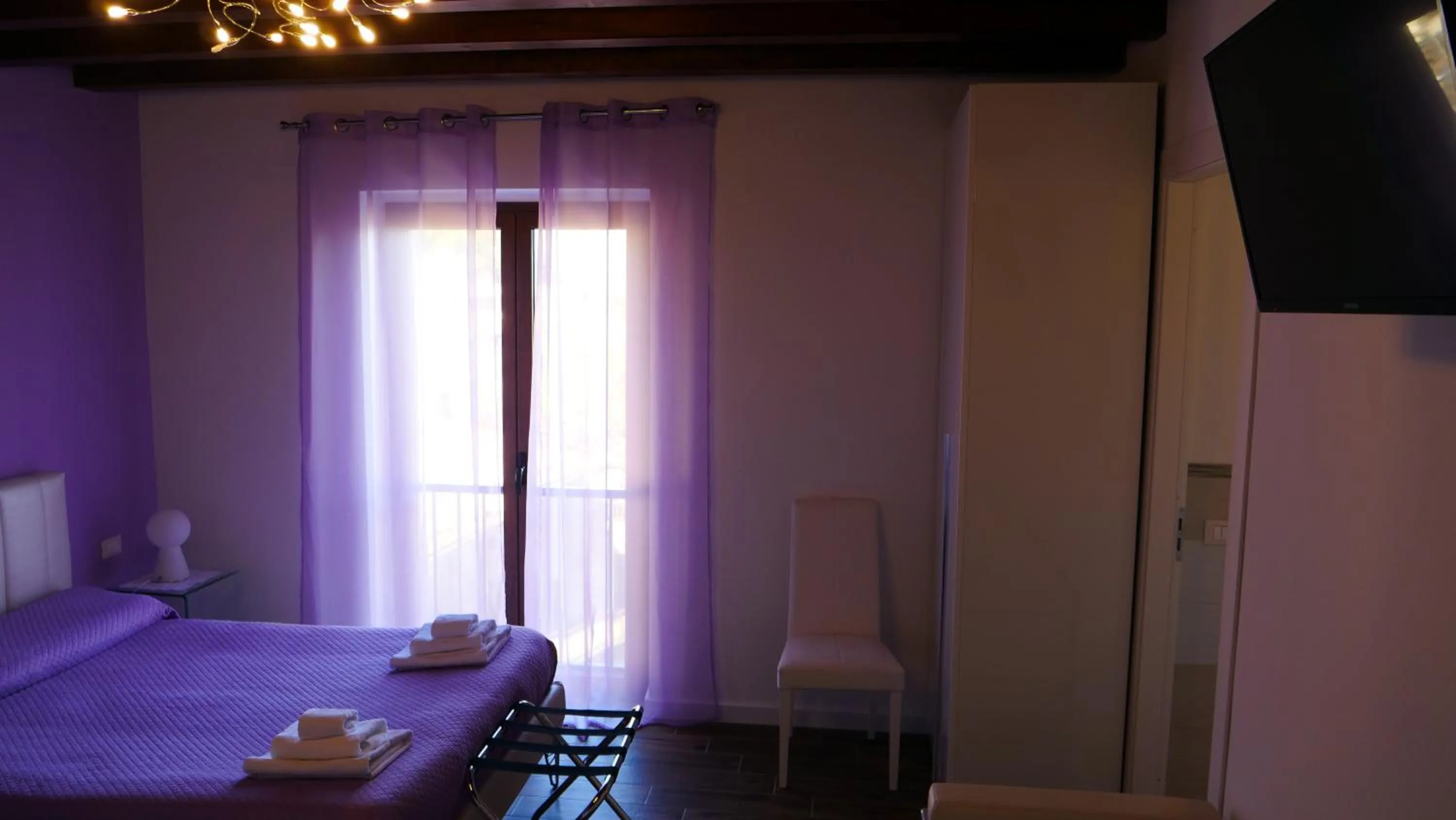 Photo of the whole room, Bed in Antico Borgo San Francesco