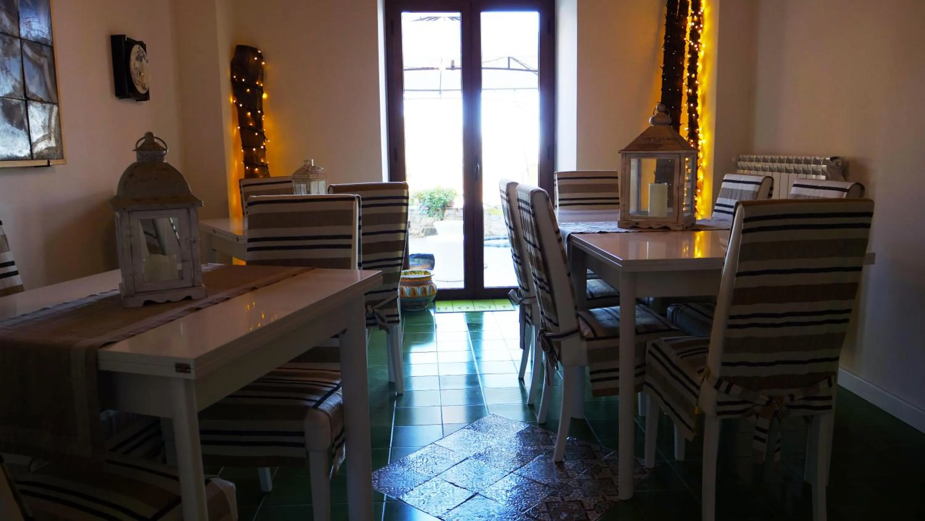 Communal lounge/ TV room in Antico Borgo San Francesco