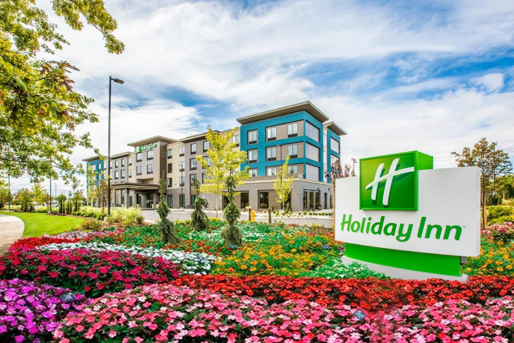 Property building in Holiday Inn Portland West - Hillsboro by IHG