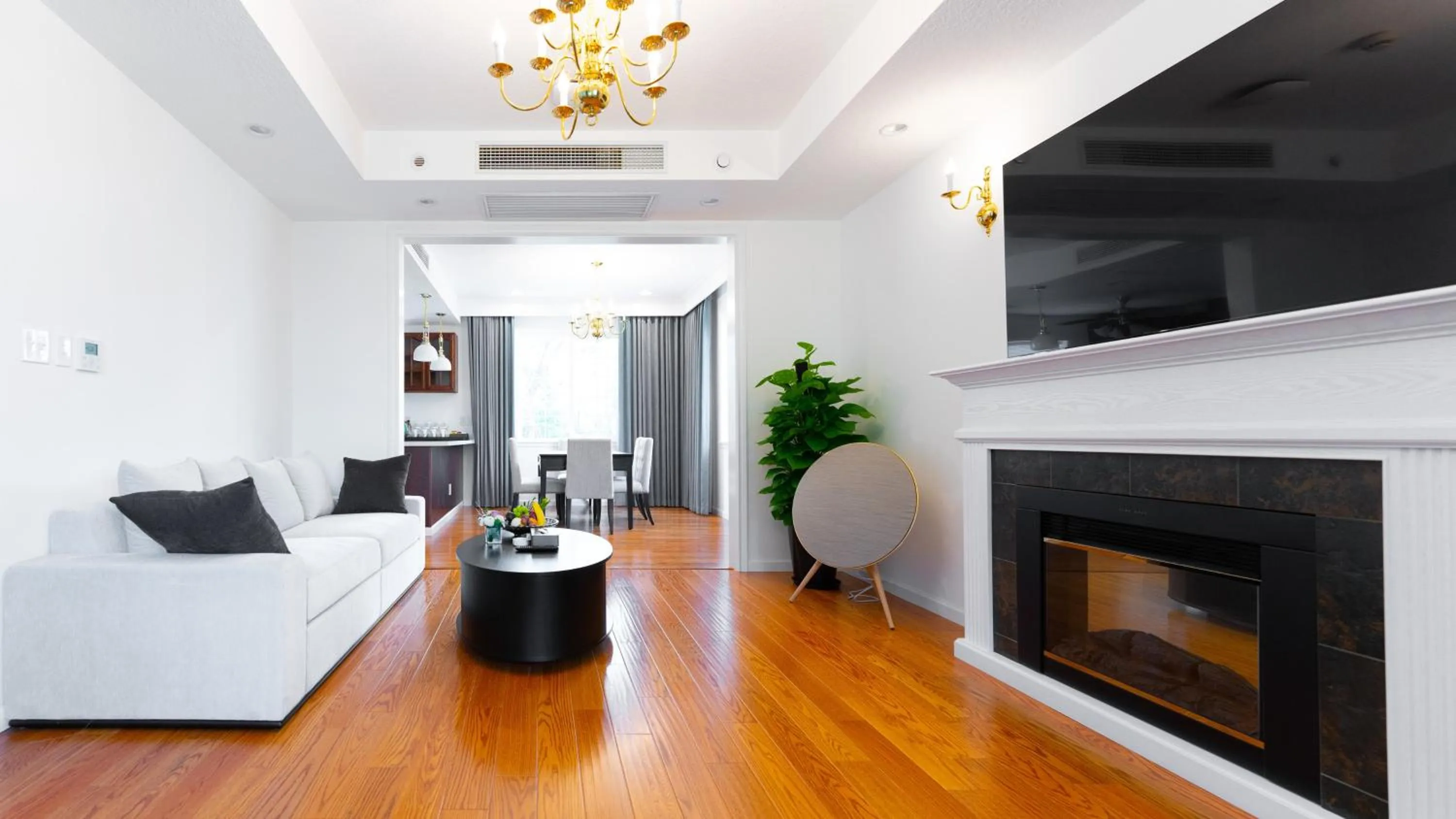 Photo of the whole room in InterContinental Nantong by IHG-Best view of yangtze