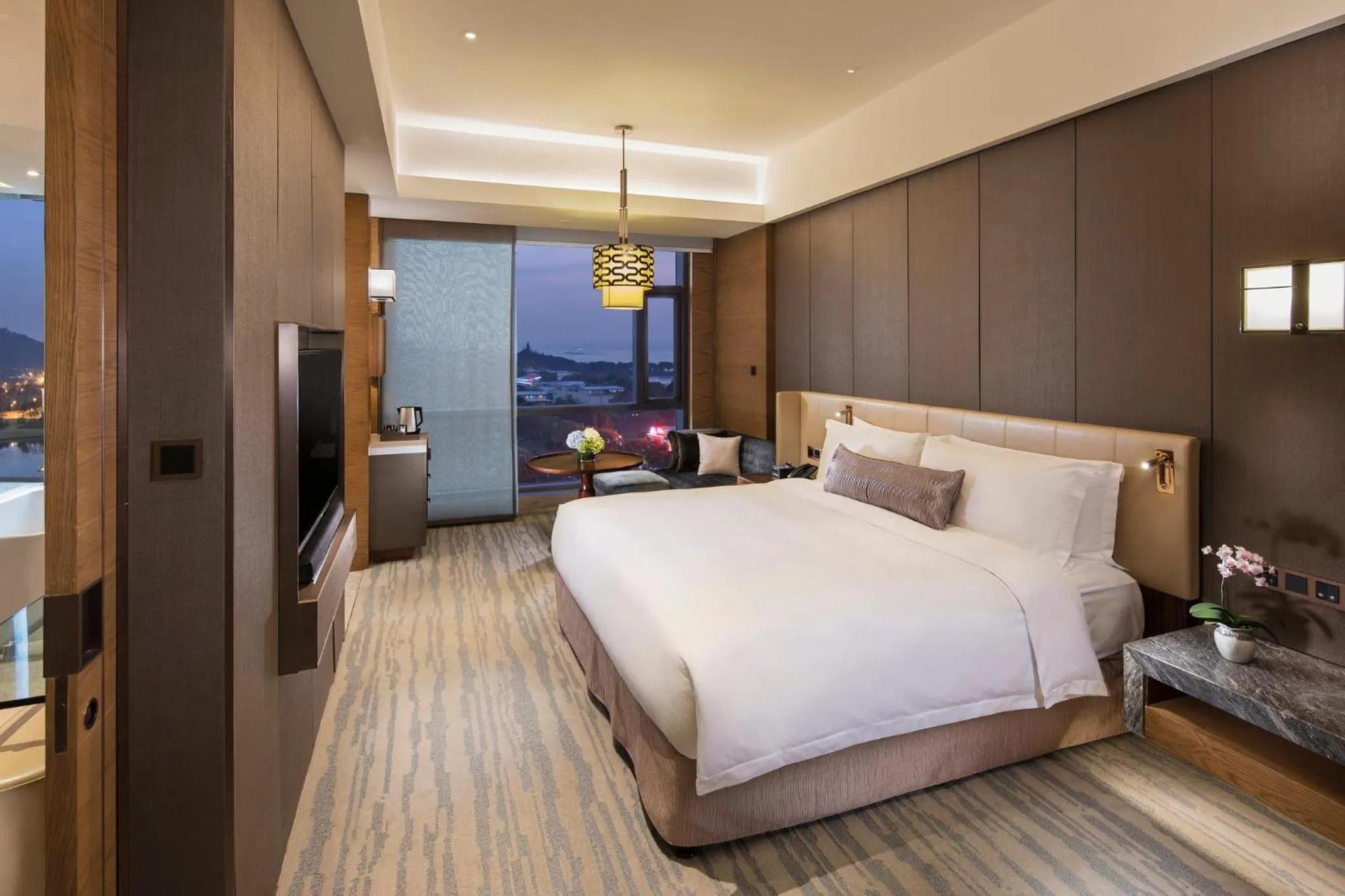 Photo of the whole room, Bed in InterContinental Nantong by IHG-Best view of yangtze