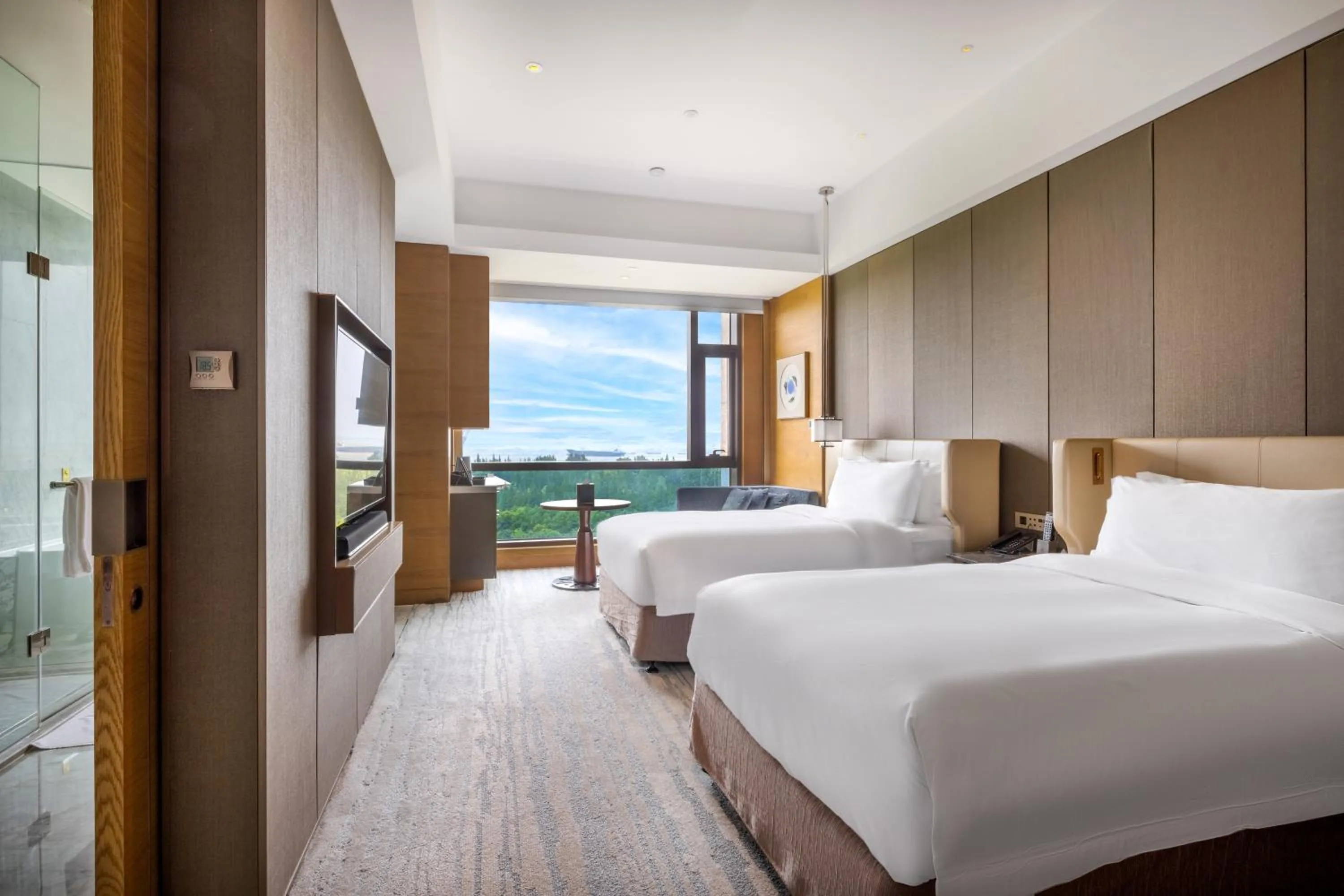 Bedroom, Bed in InterContinental Nantong by IHG-Best view of yangtze