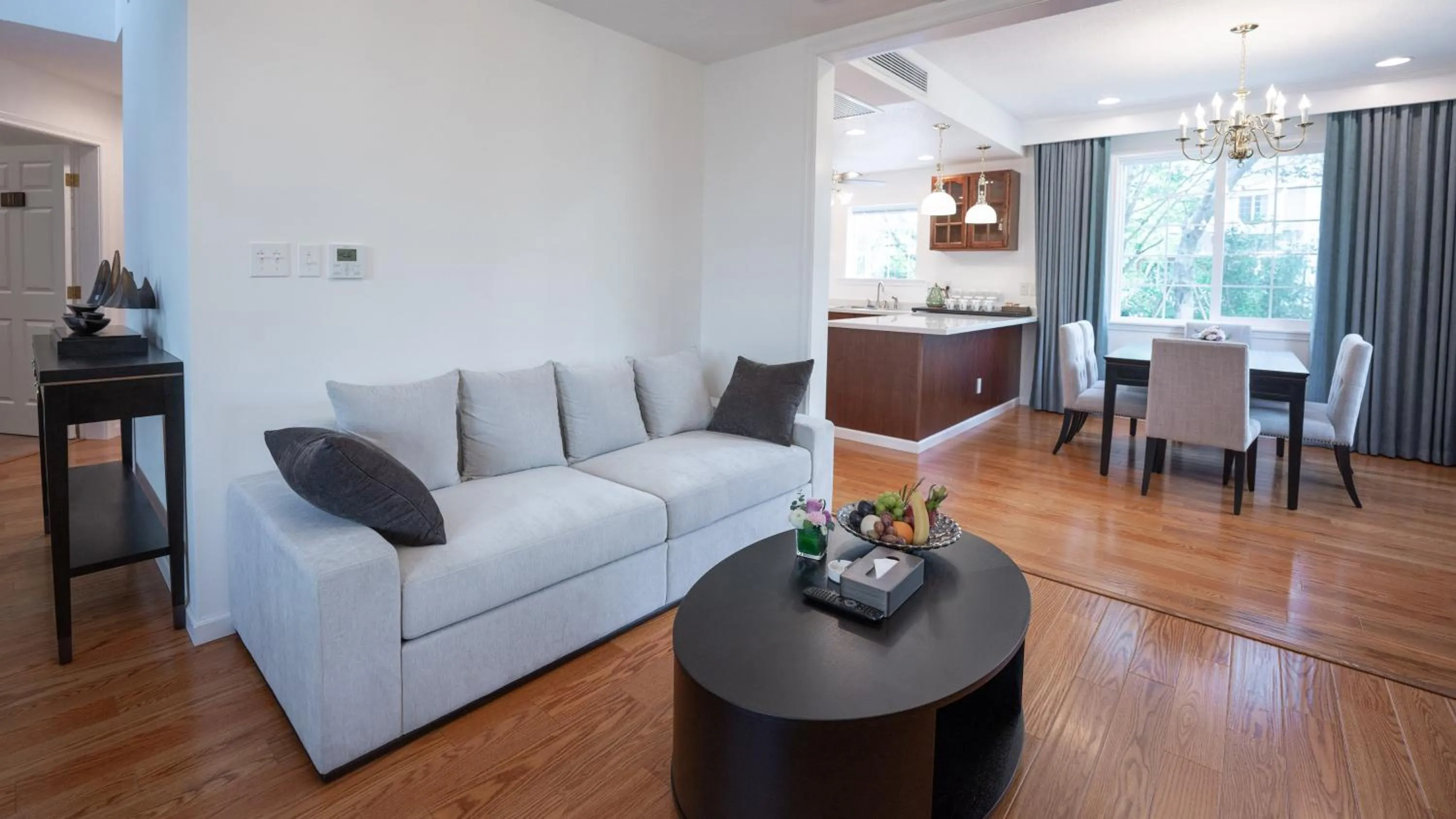 Photo of the whole room in InterContinental Nantong by IHG-Best view of yangtze