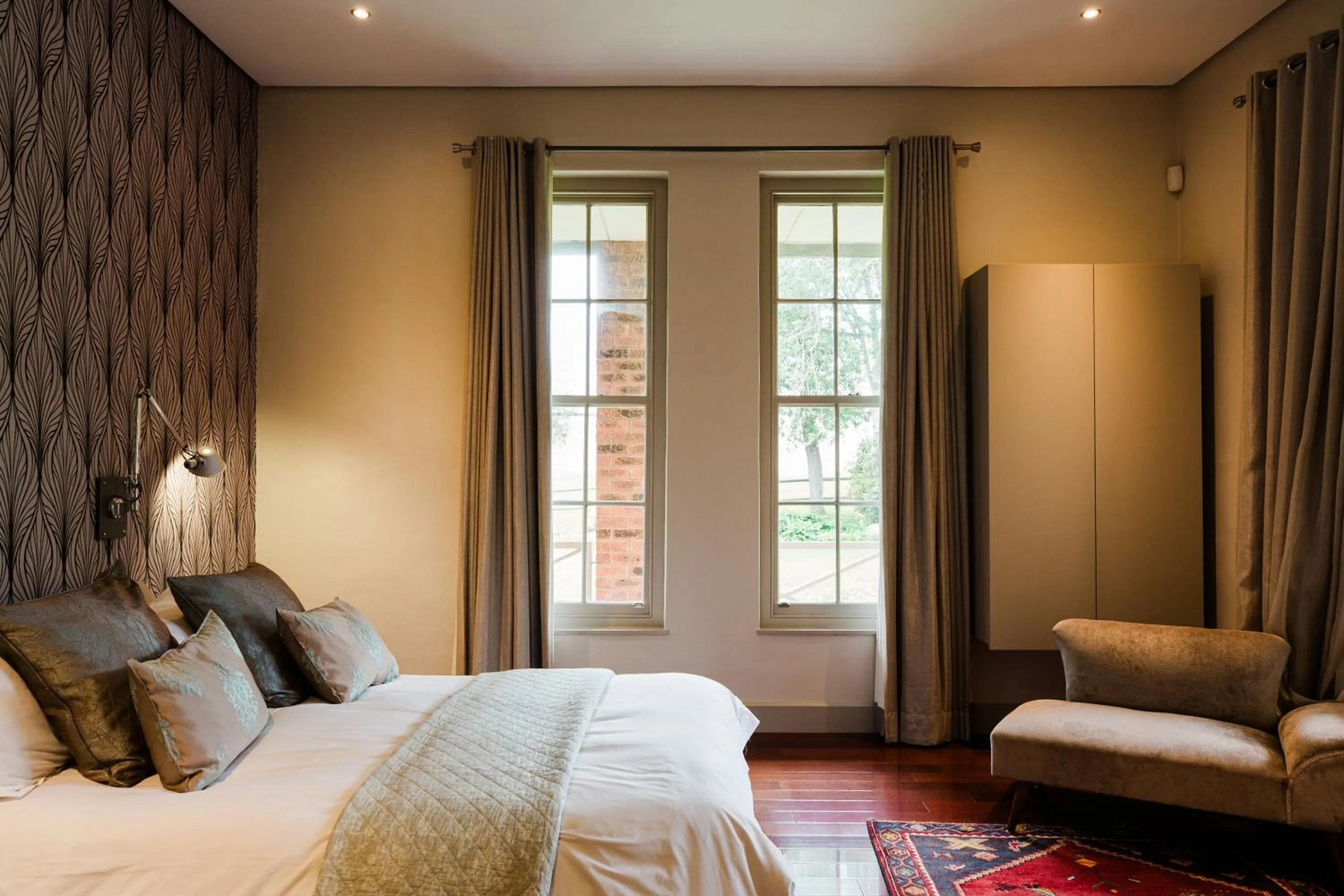 Bed in Marshden Estate