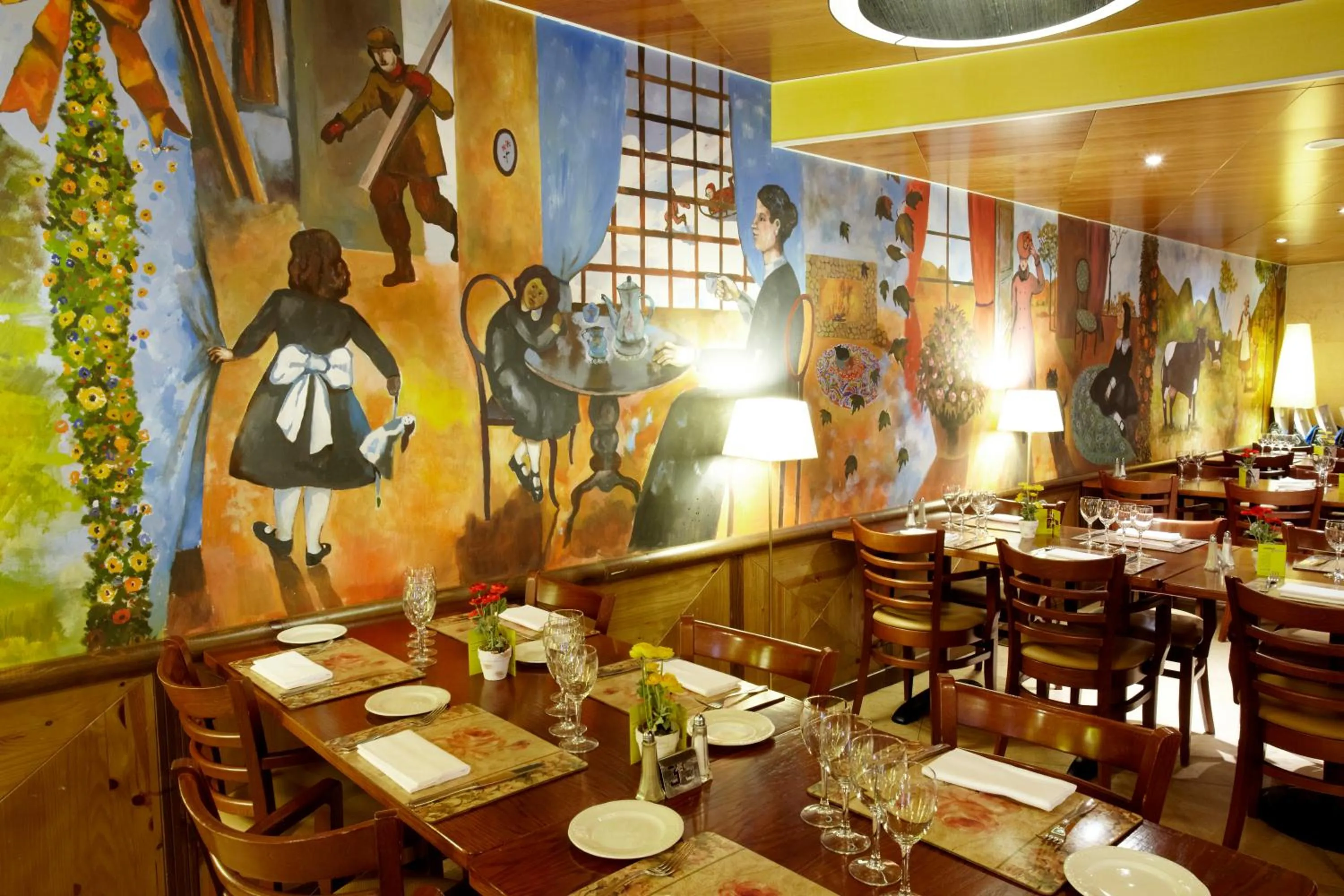 Restaurant/places to eat in Ski Plaza Hotel & Wellness