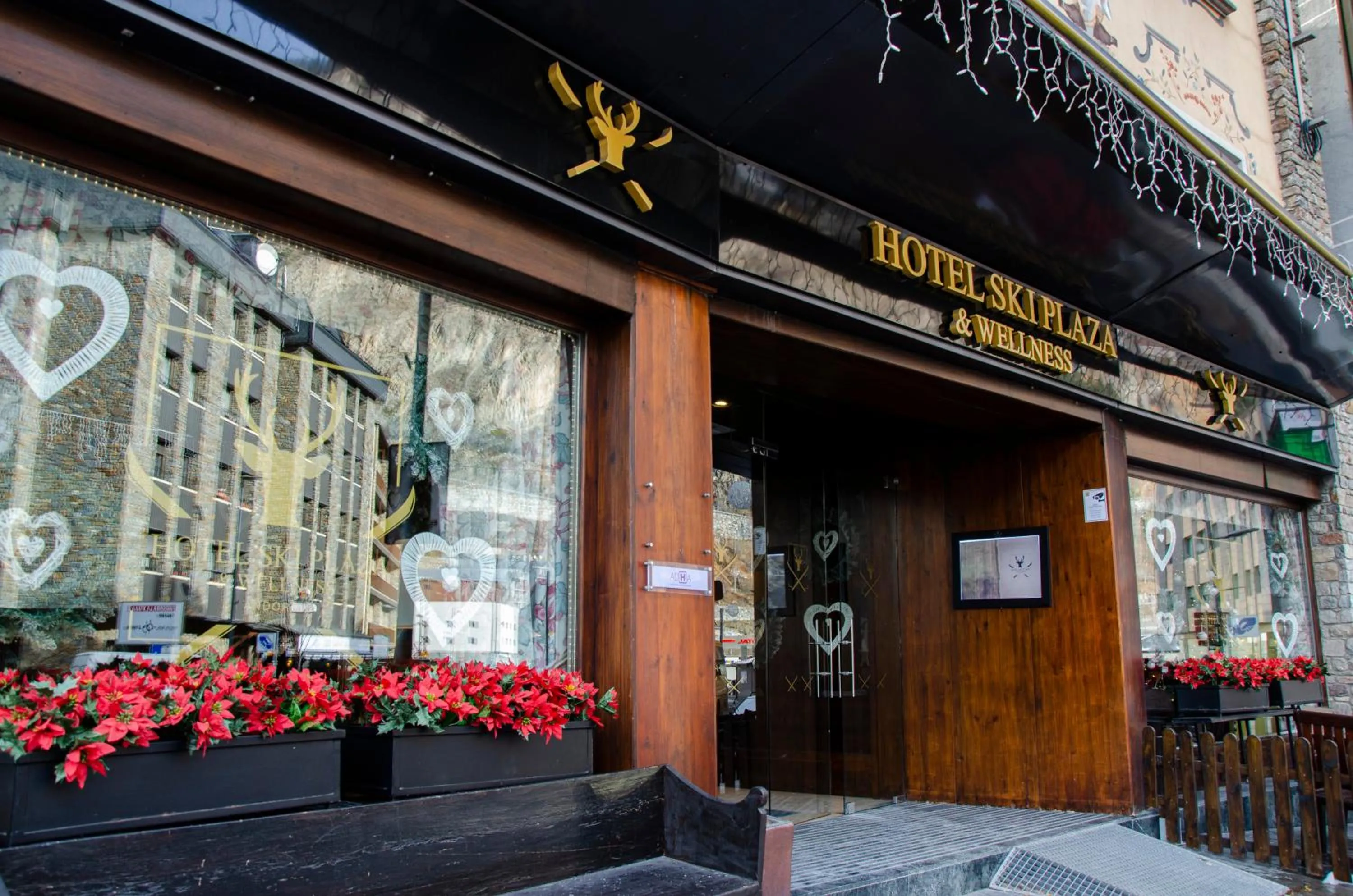 Facade/entrance in Ski Plaza Hotel & Wellness