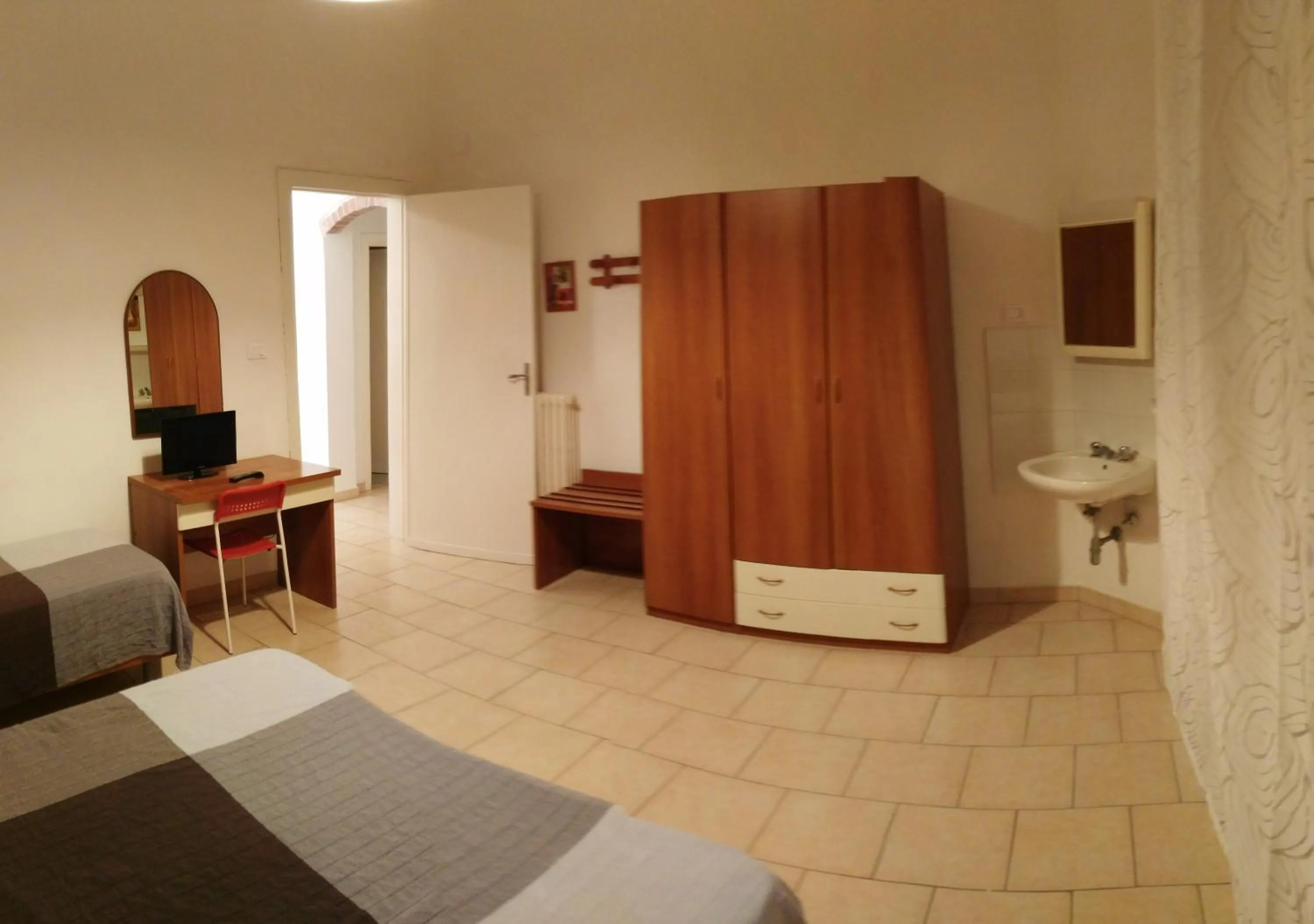Photo of the whole room, Bed in Residence Hotel Vittoria