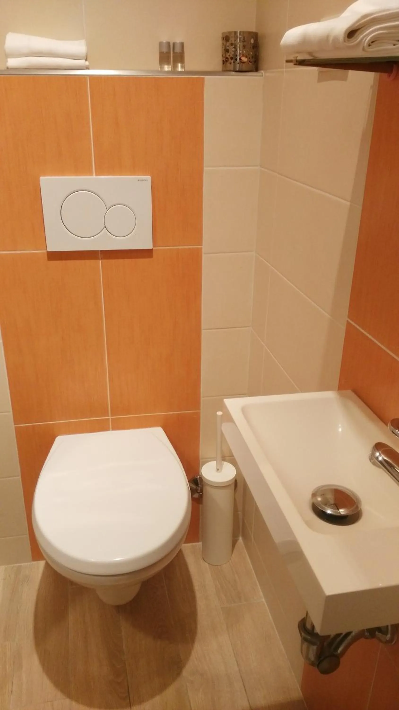 Bathroom in Residence Hotel Vittoria