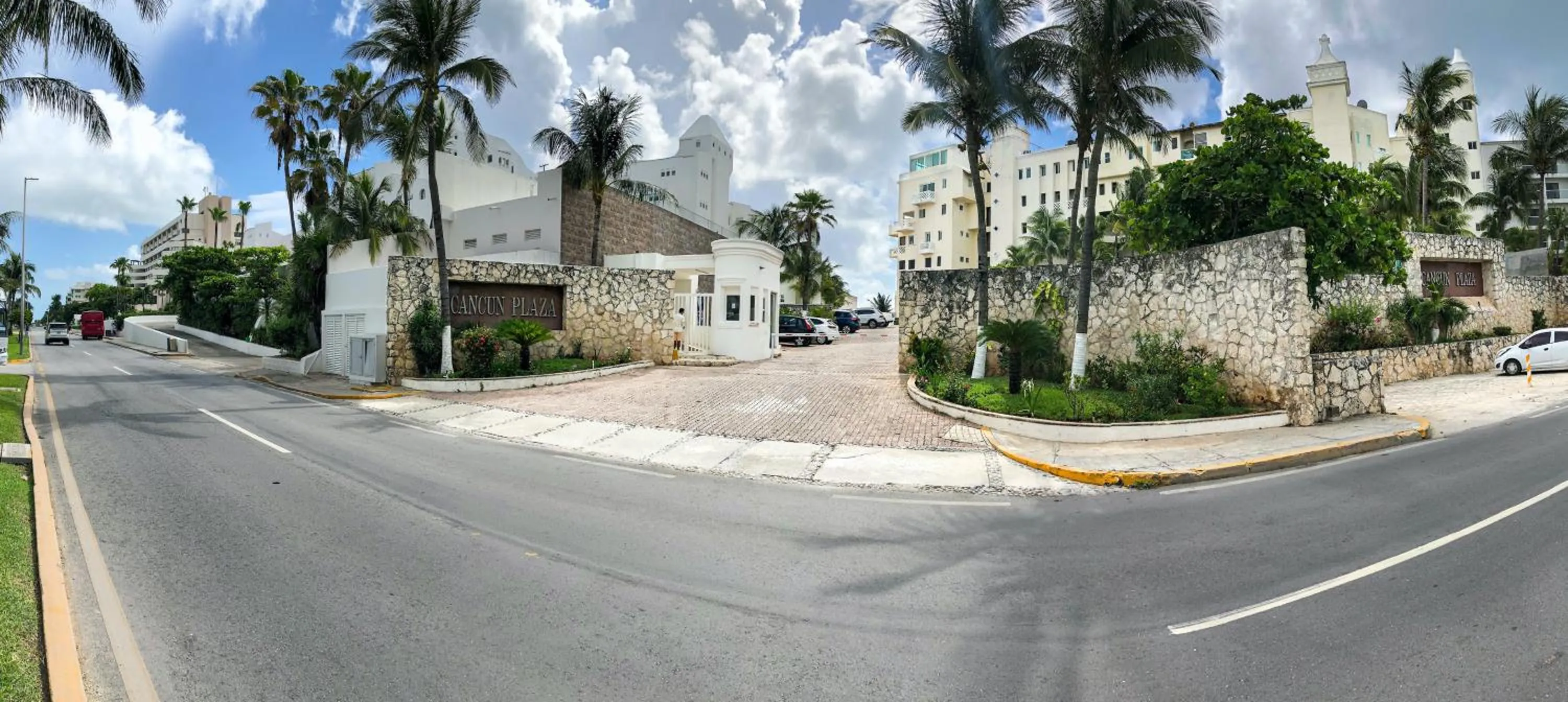 Property building in Cancún Plaza Sea View